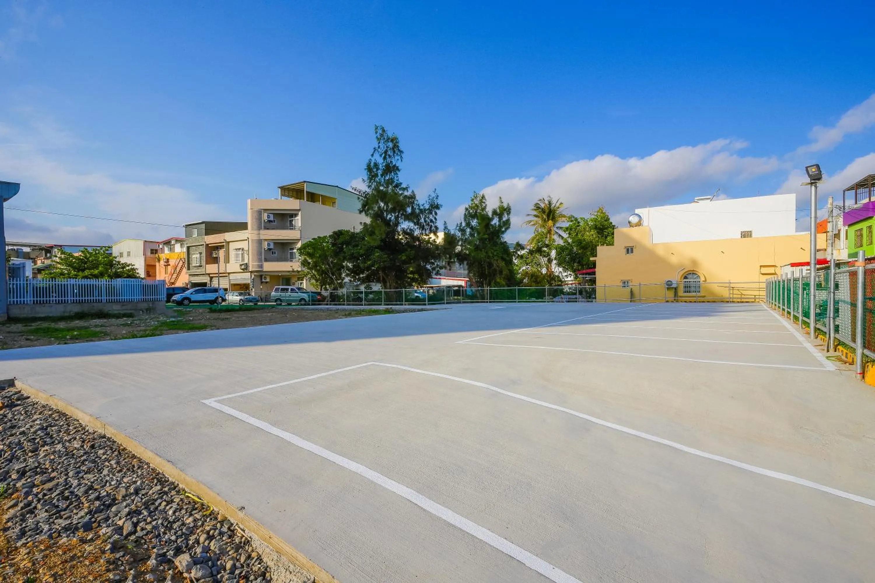 Parking in Kending Kaying Hotel