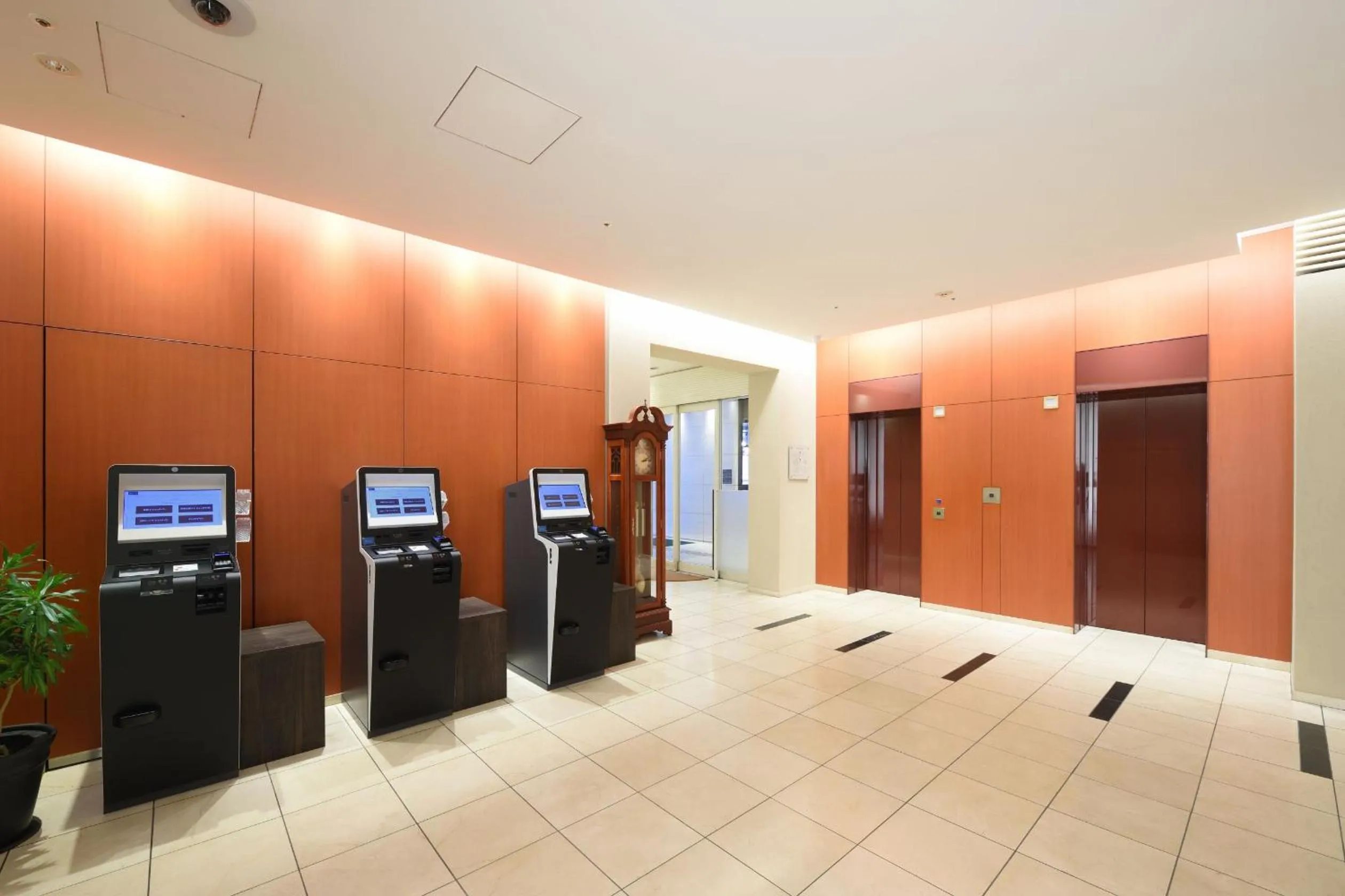 Lobby or reception in Hakata Green Hotel Tenjin