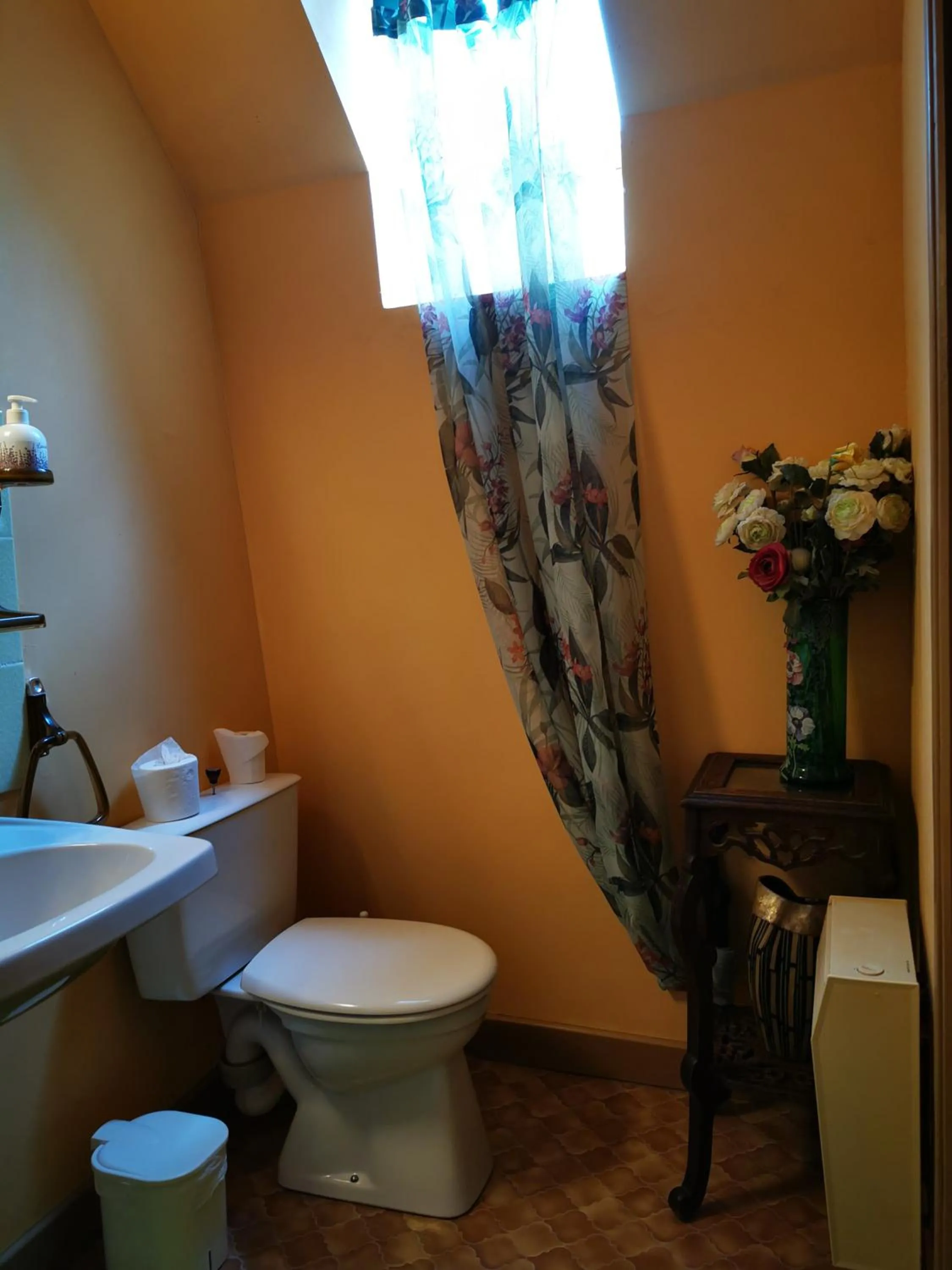 Toilet in Hotel bar b'rock