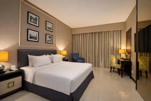 Superior Double Room in The Mirah Hotel Bogor Superior Double Room in The Mirah Hotel Bogor