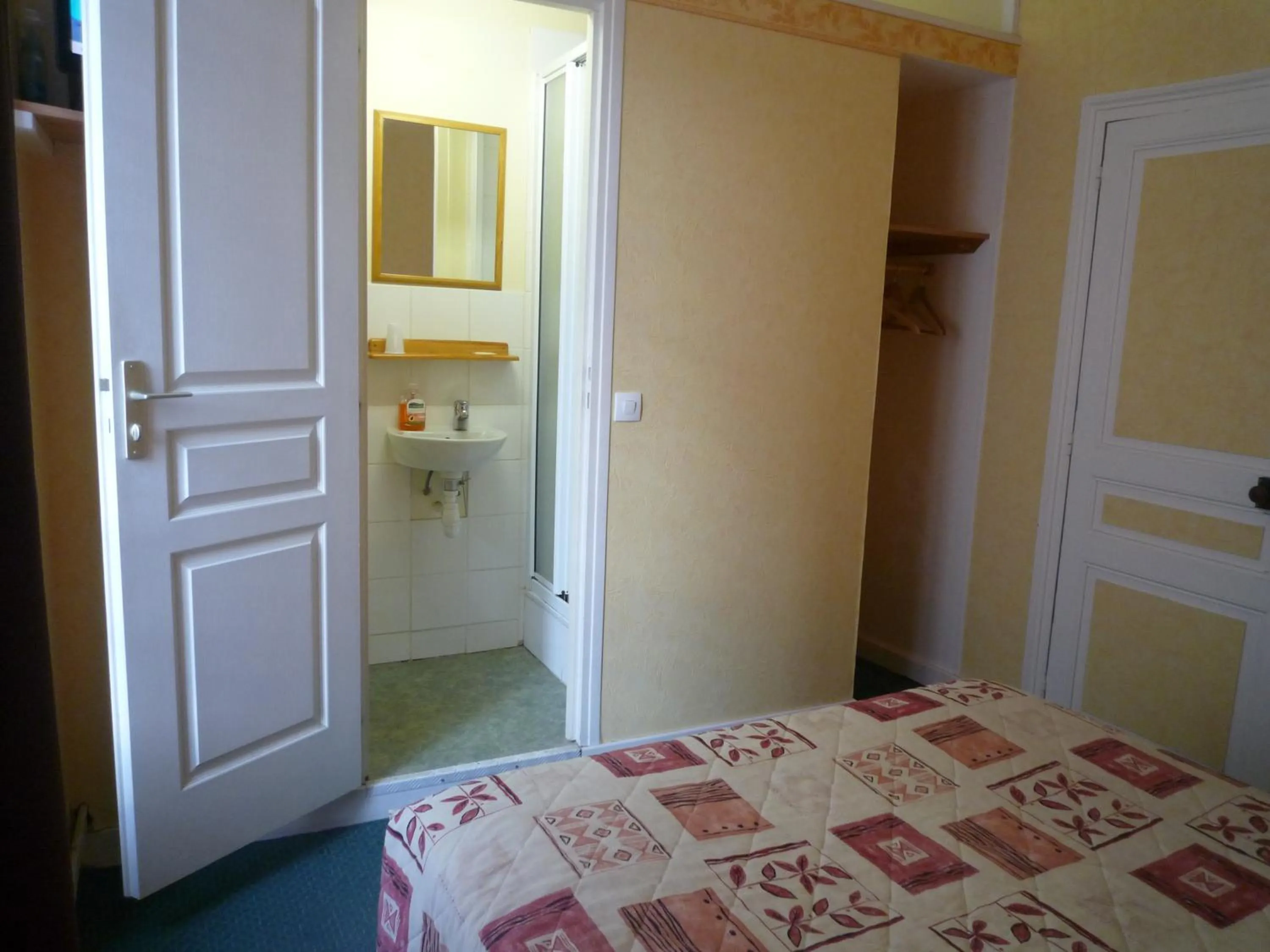 Bed in Au Relais du Parc de Millevaches