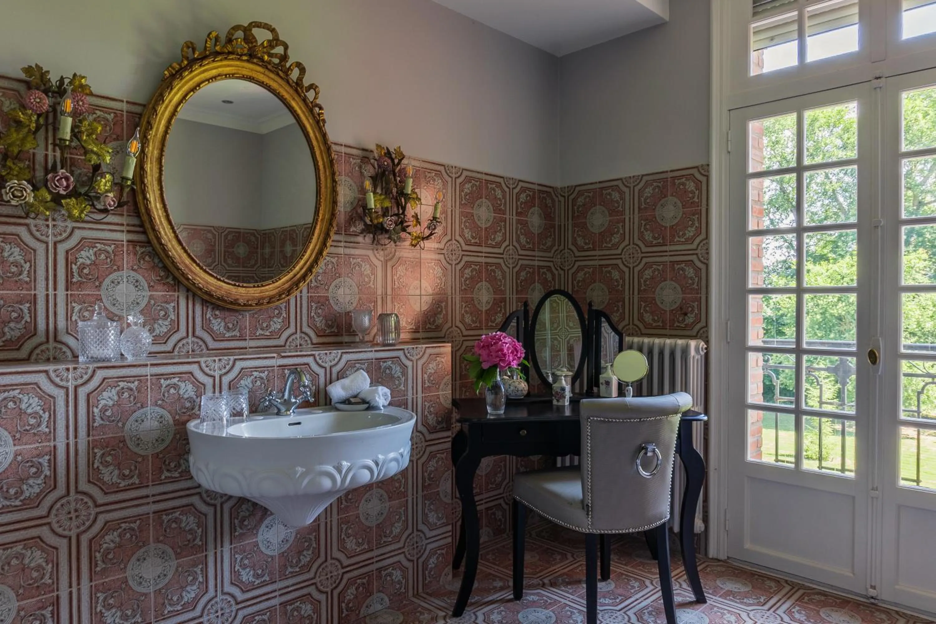 Shower in Castel Bois Marie, Maison d'hôtes