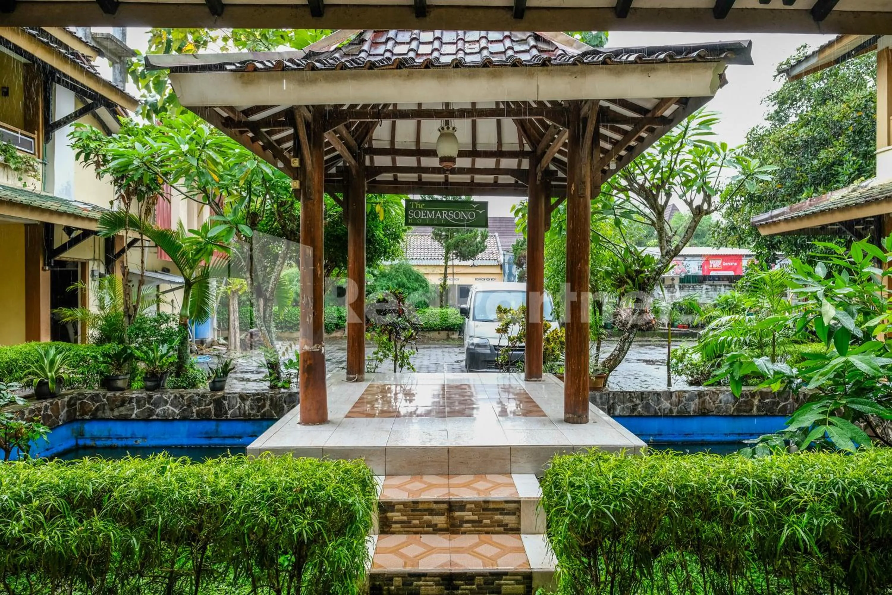 Property building in The Soemarsono Hotel near Ambarrukmo Plaza Mall RedPartner