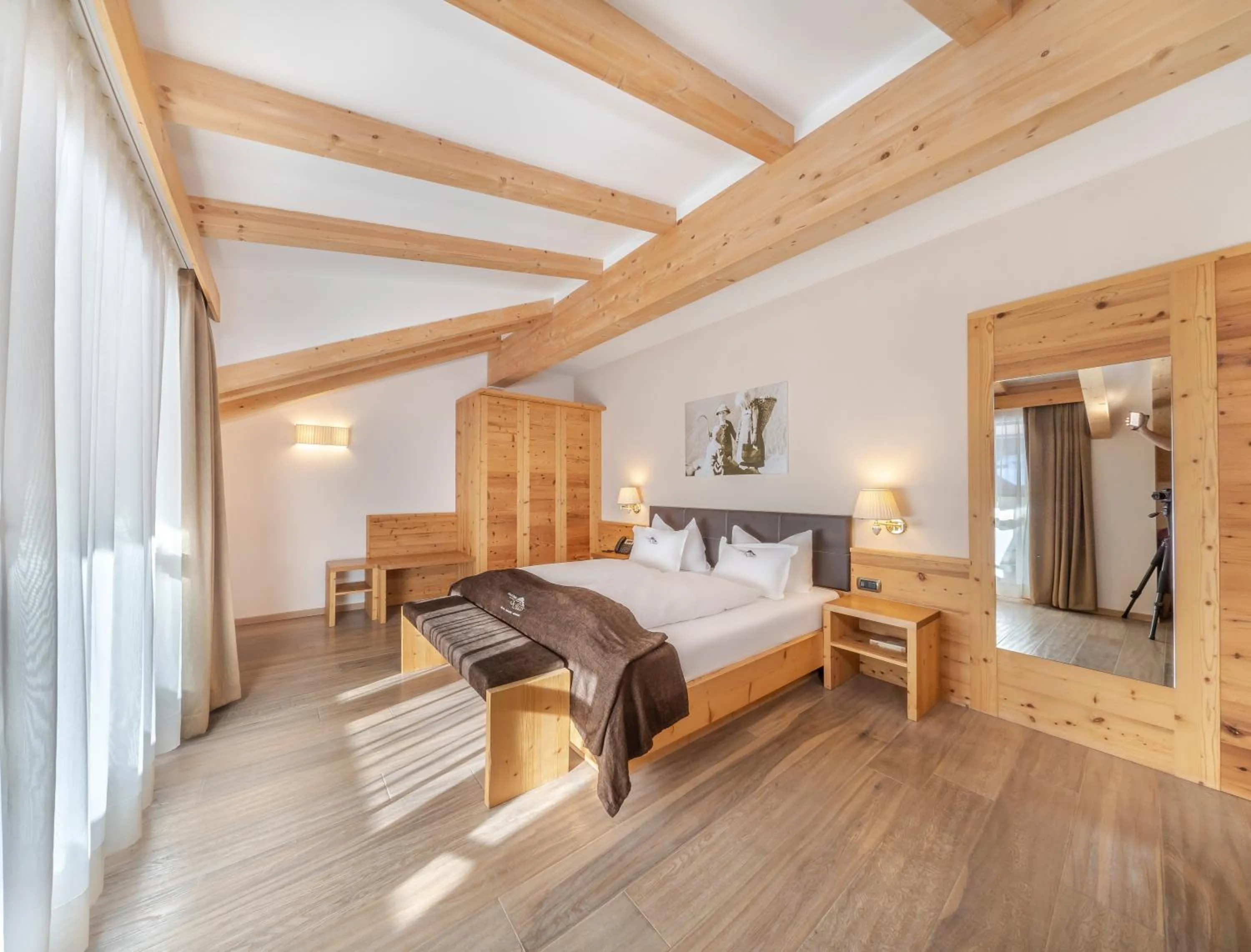 Bedroom, Bed in Hotel Chalet Dlaces