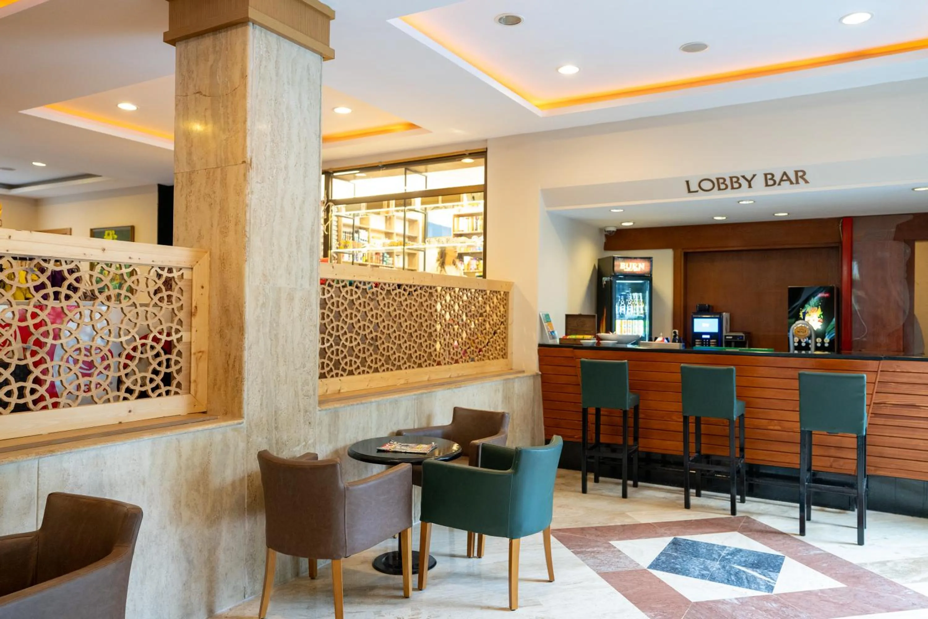 Marbel Hotel by PalmWings