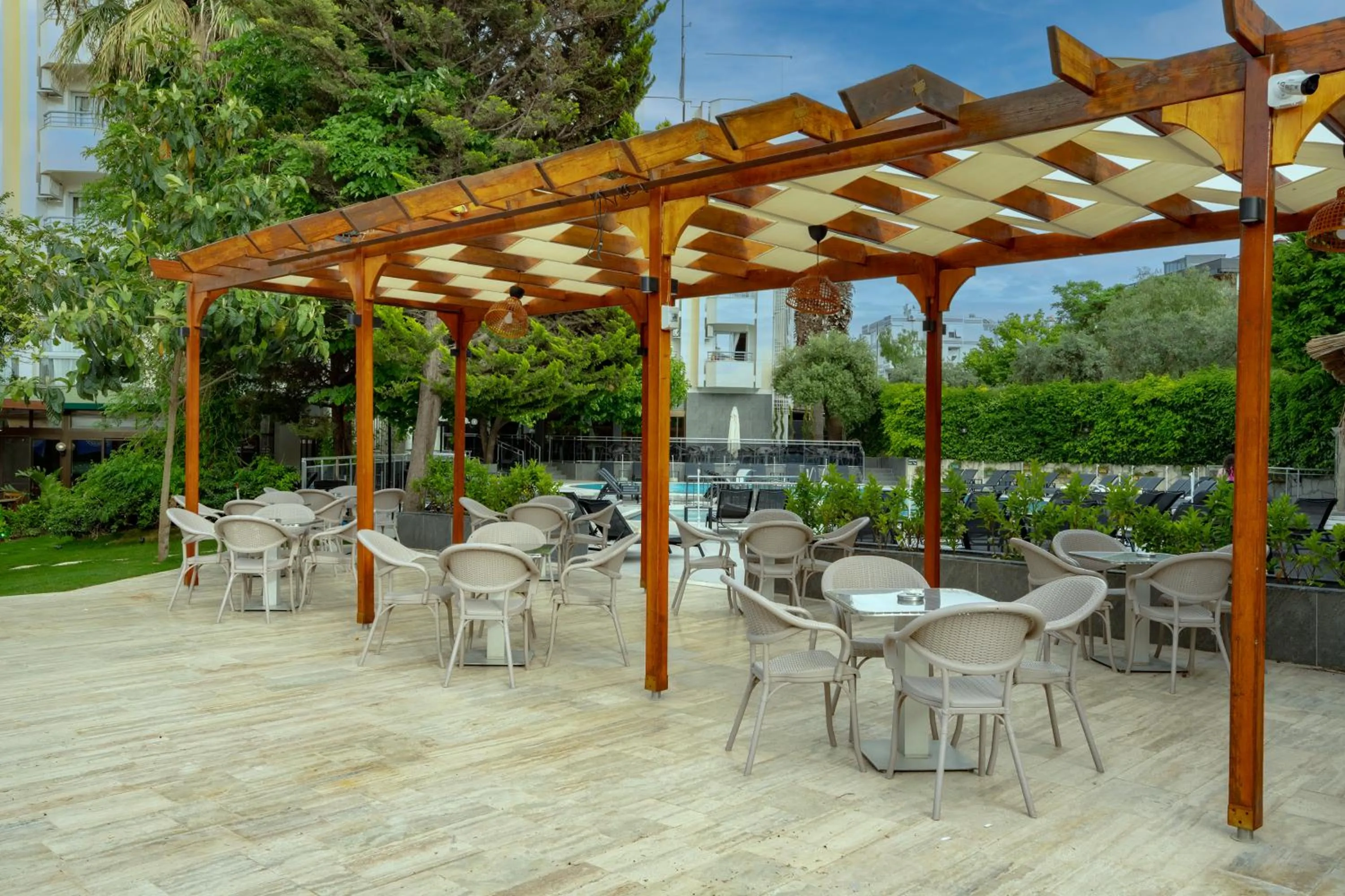 Marbel Hotel by PalmWings