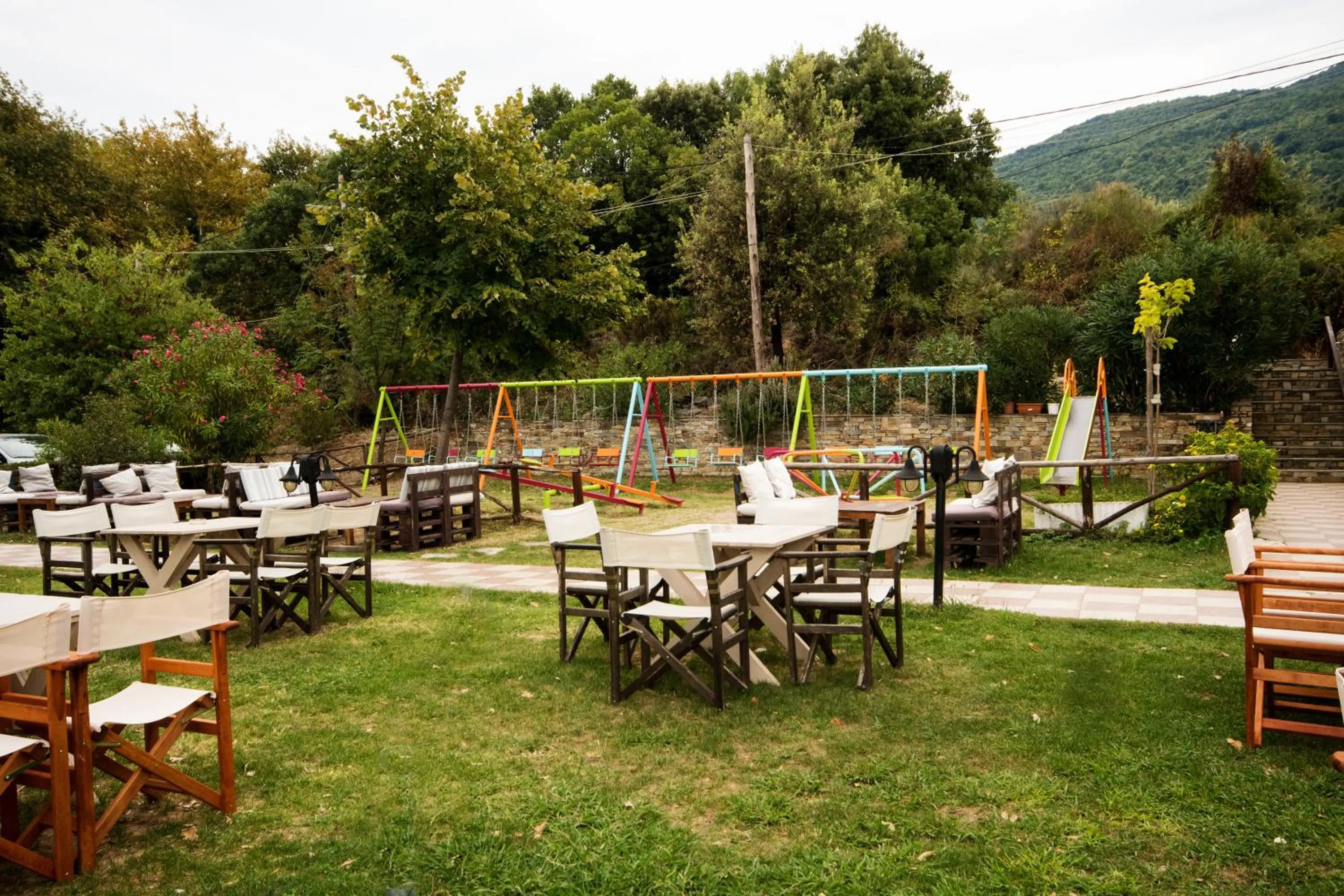 Restaurant/places to eat in Hotel Vlassis