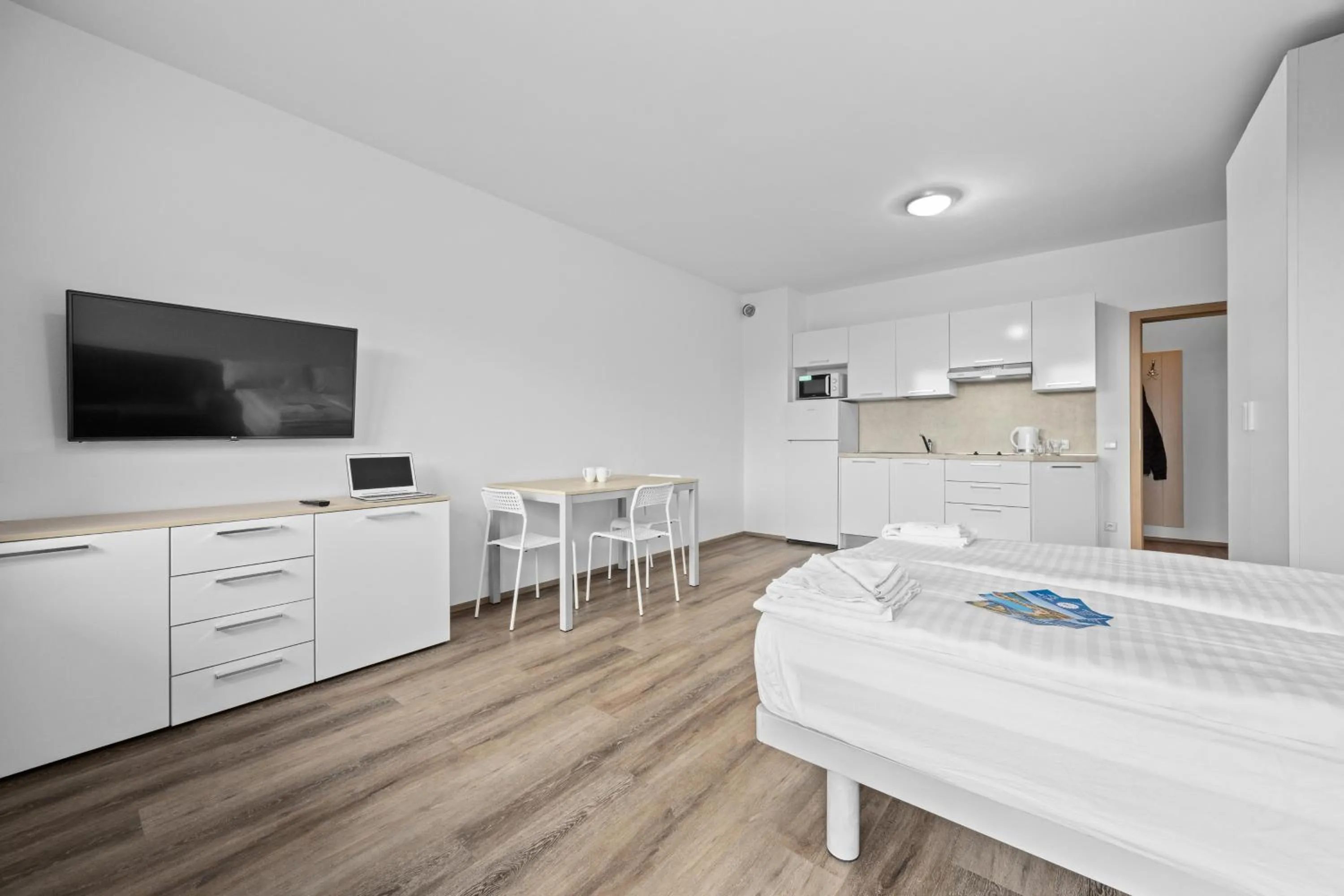 TV and multimedia, Bed in Prague City Residence