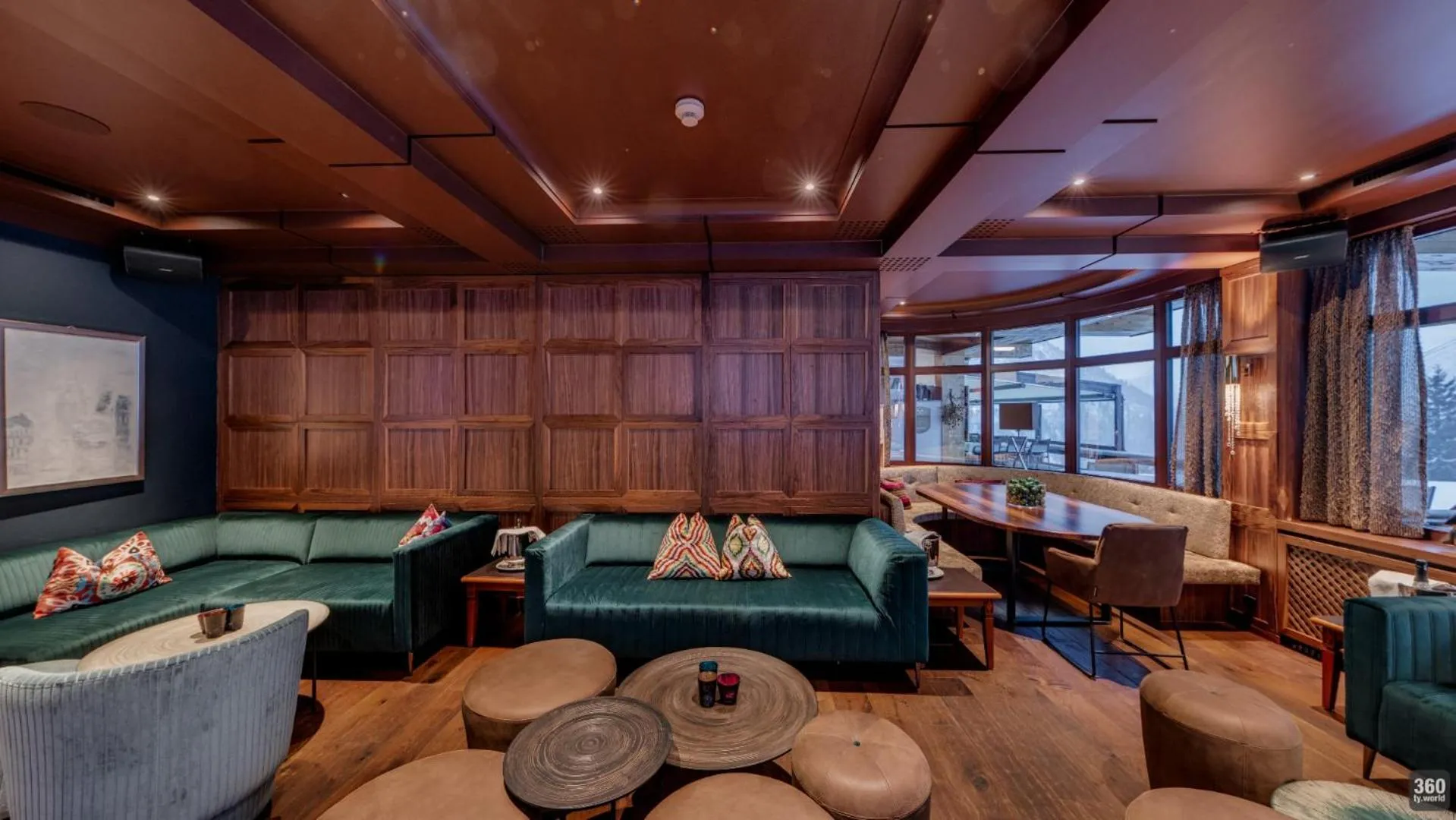 Lounge or bar in Hotel & Chalet Montana