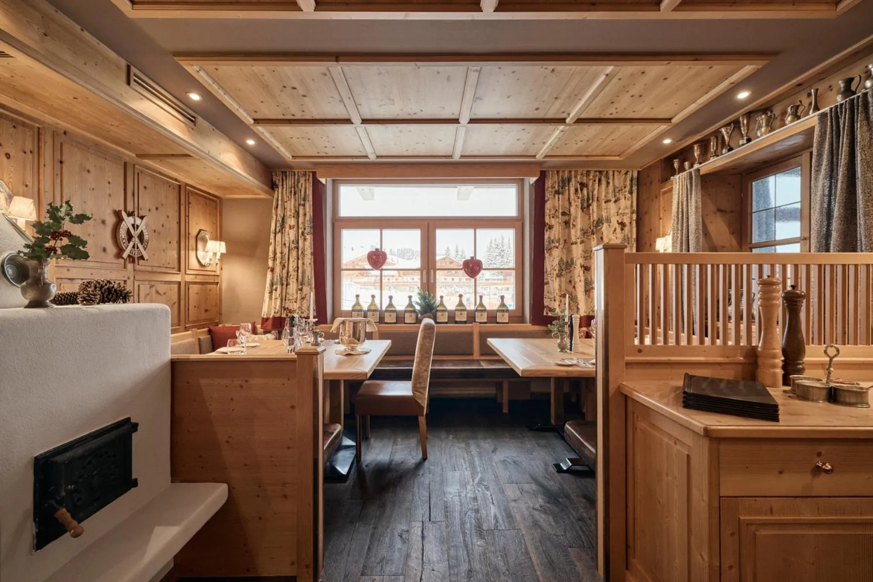 Restaurant/places to eat in Hotel & Chalet Montana