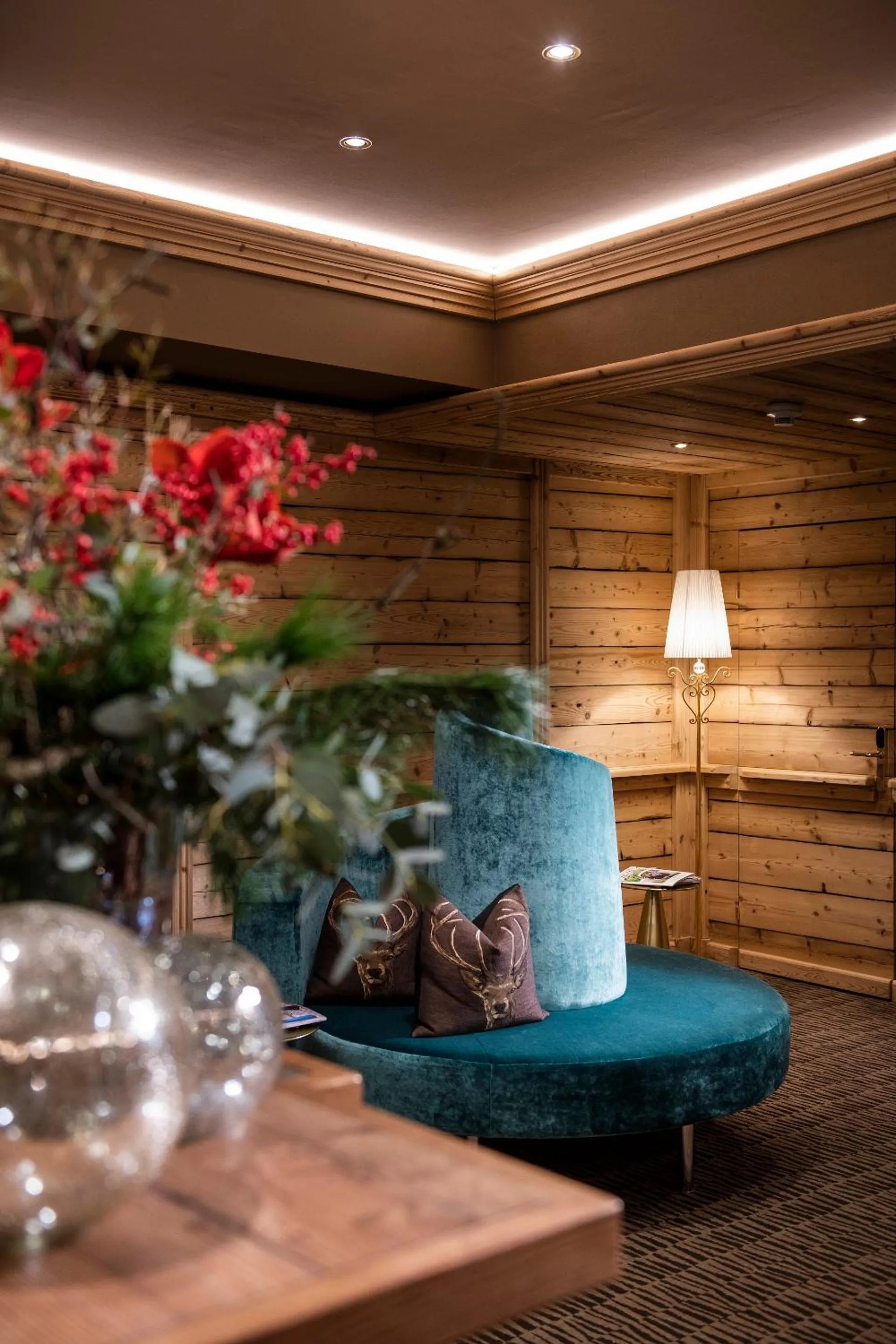 Lobby or reception in Hotel & Chalet Montana