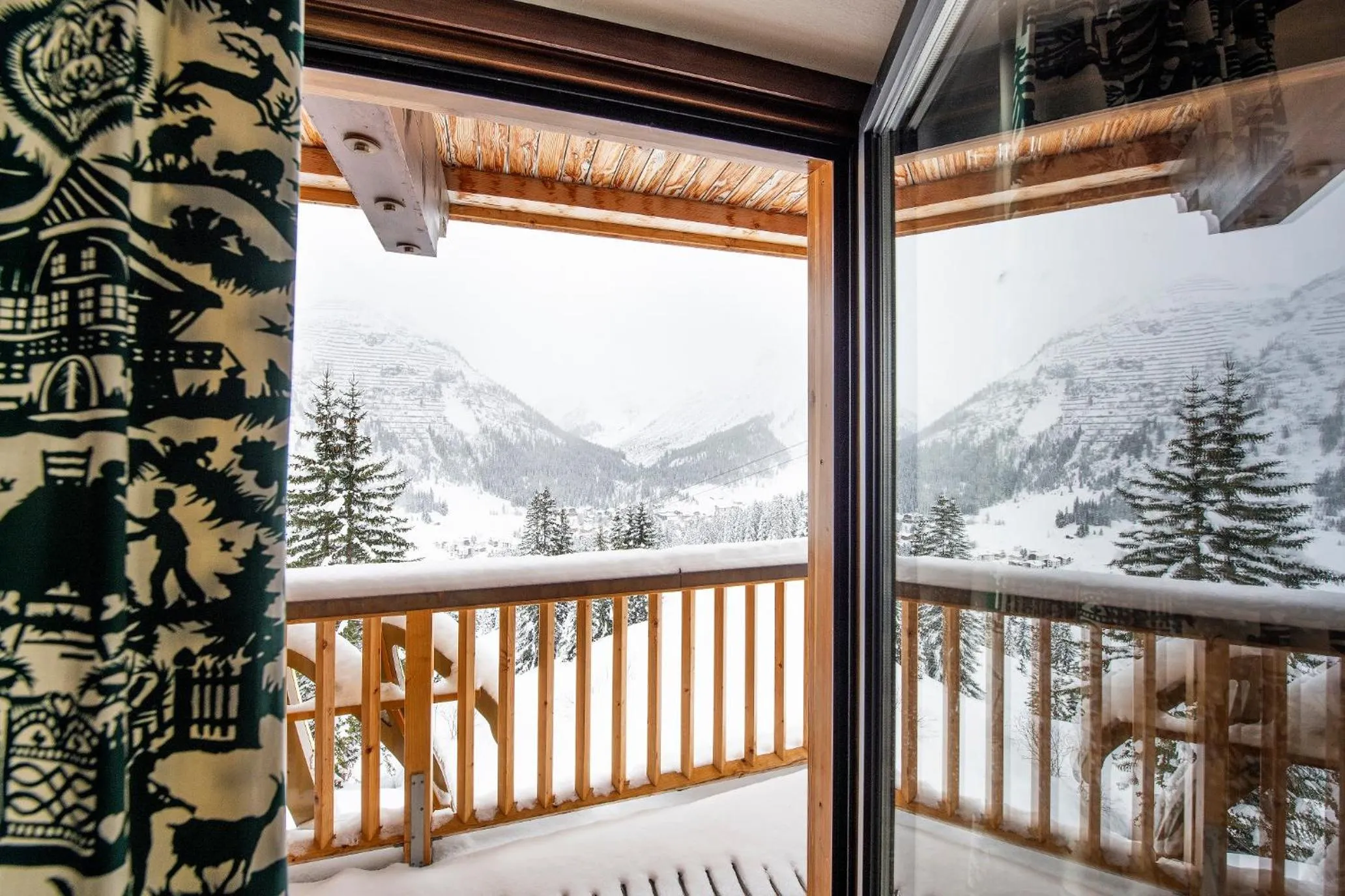View (from property/room) in Hotel & Chalet Montana