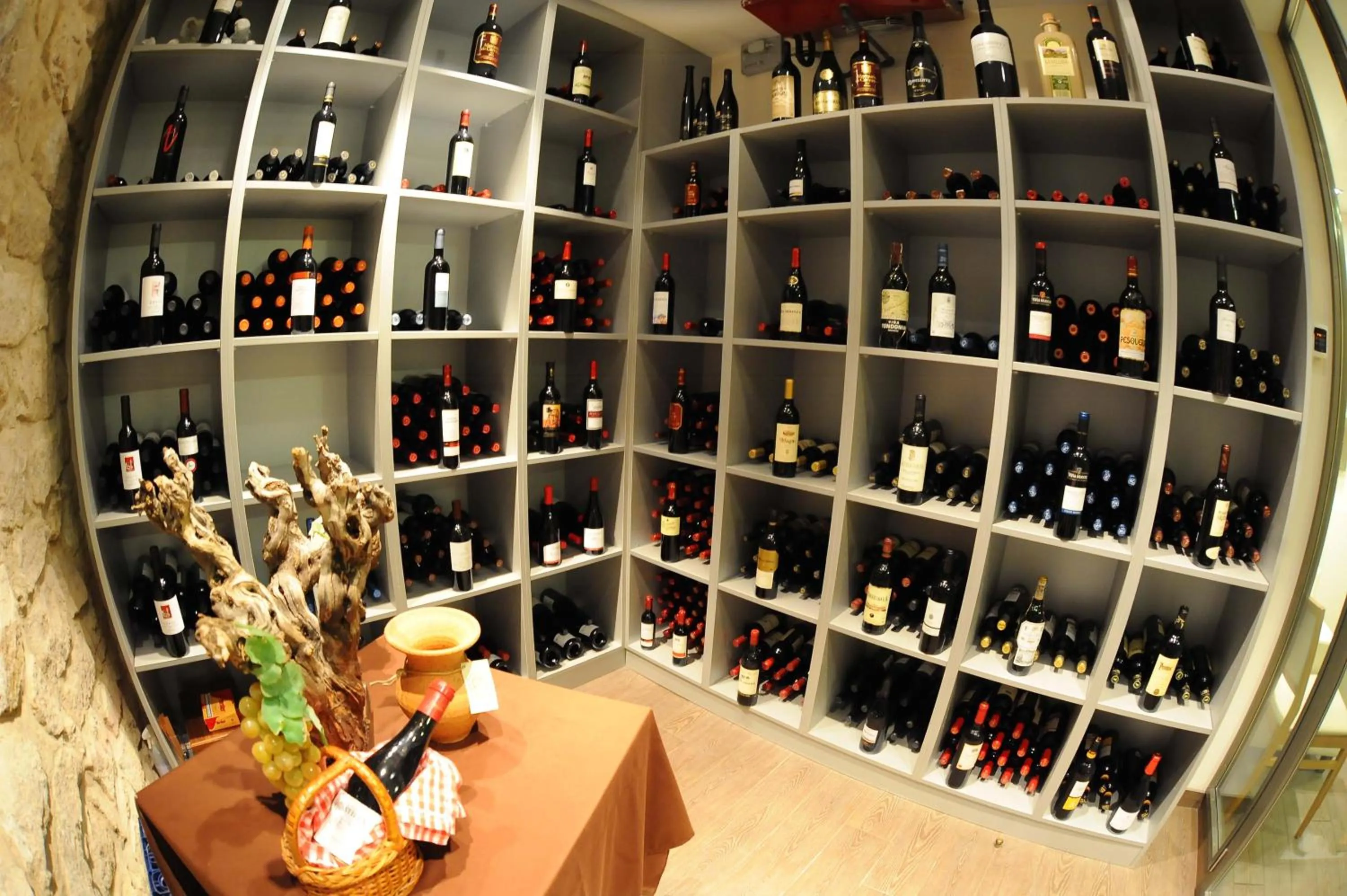 Restaurant/places to eat in Aparthotel Meseguer