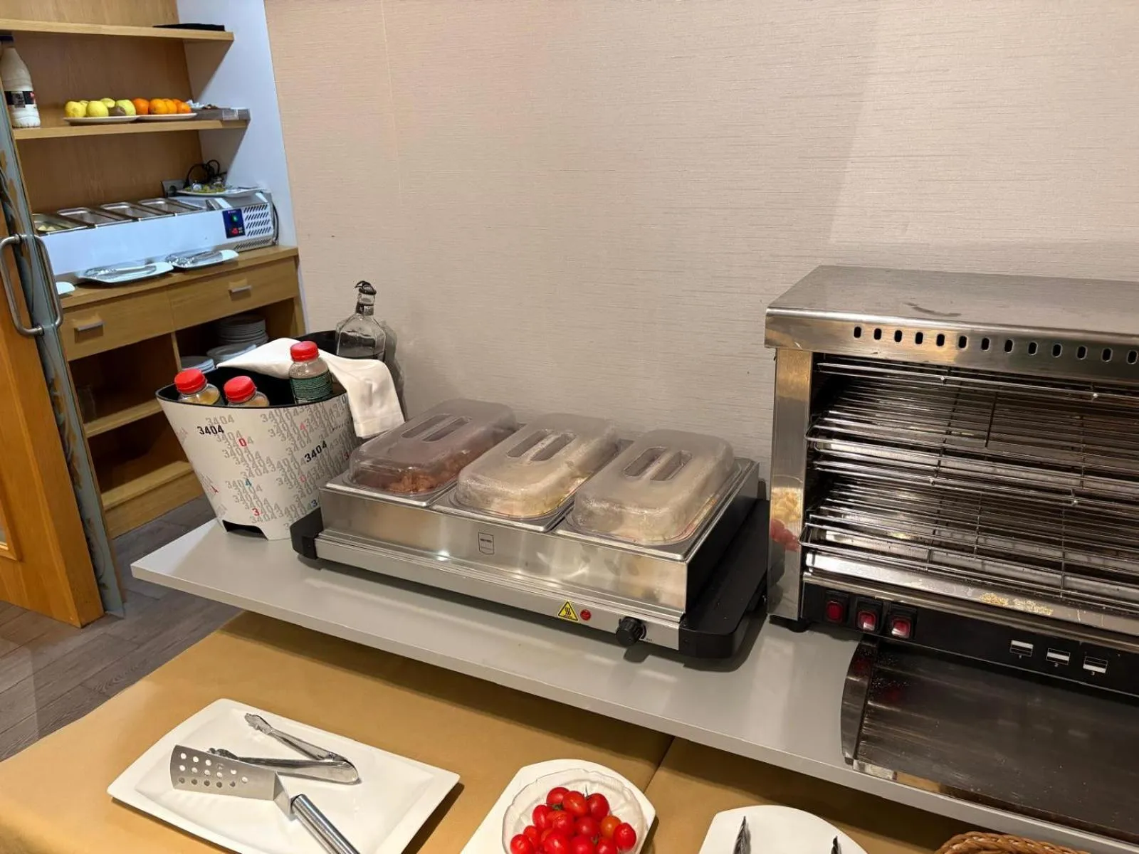 Buffet breakfast in Aparthotel Meseguer