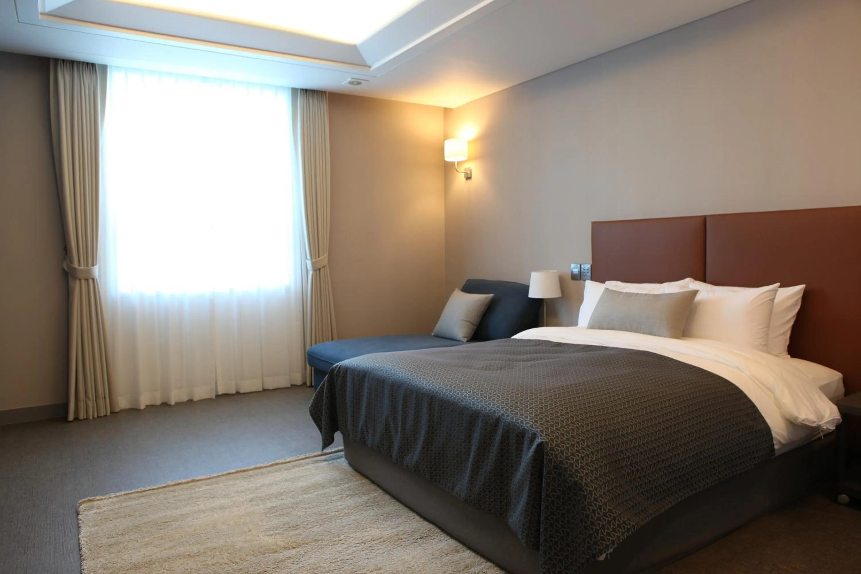 Bed in Polaris Hotel