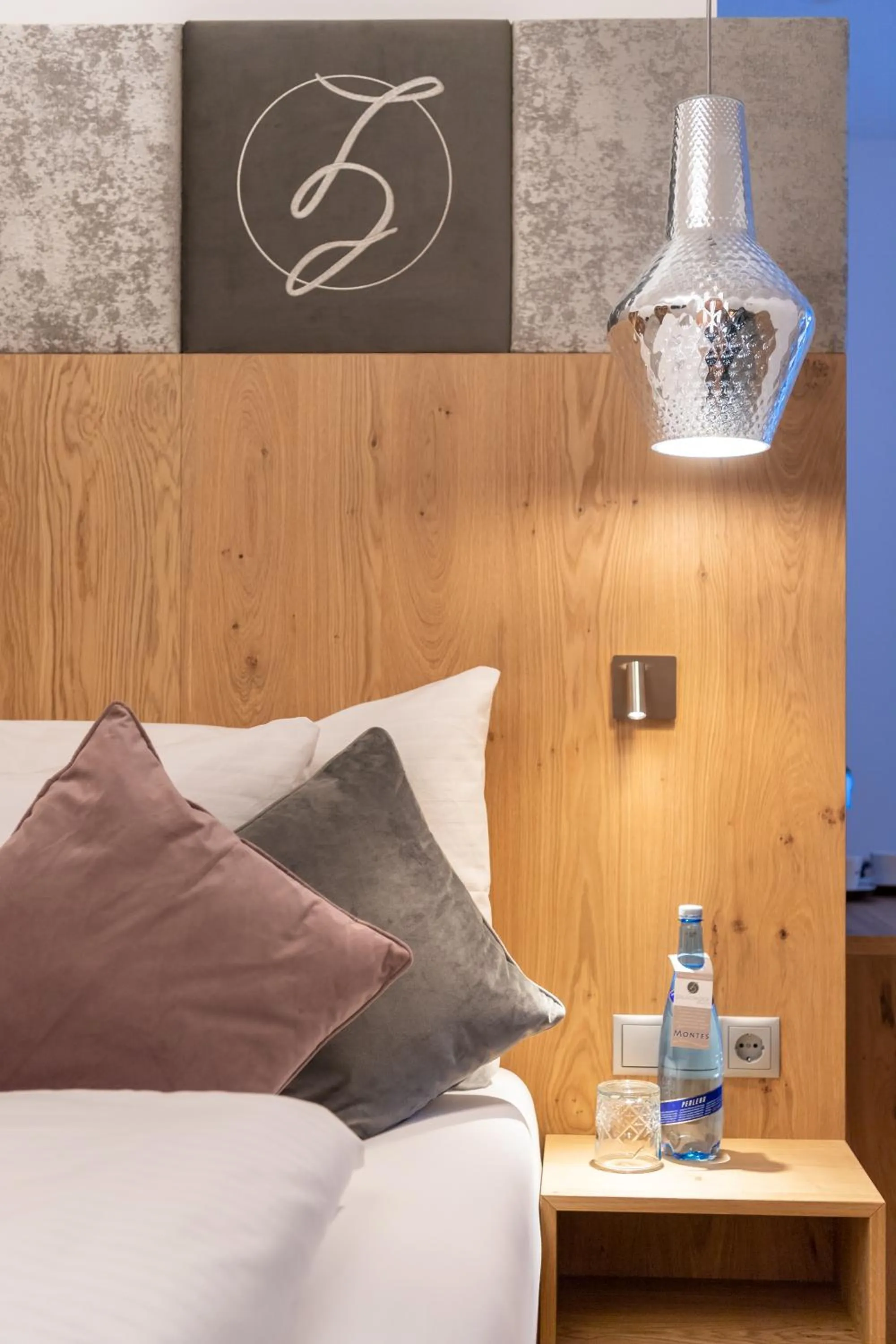 Bedroom, Bed in Hotel Zalwonder