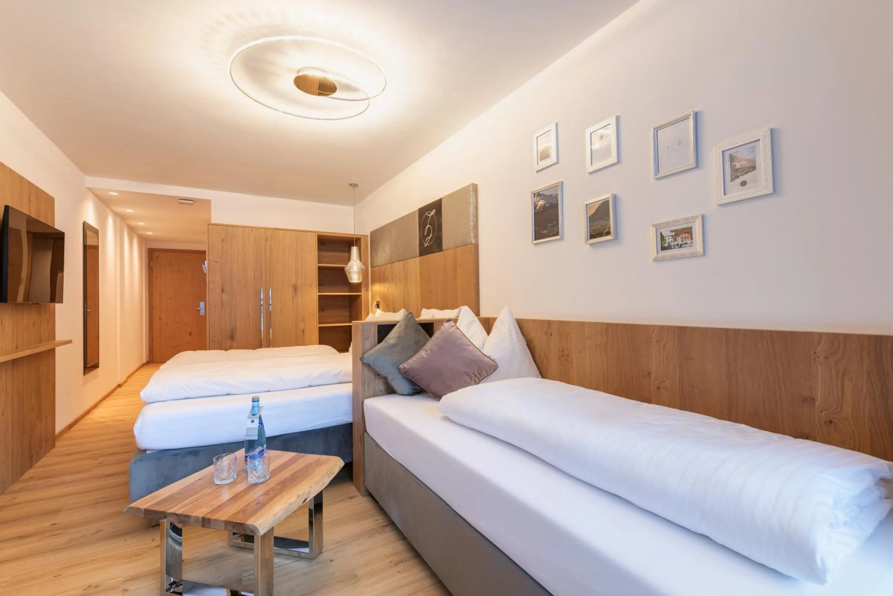 Bedroom, Bed in Hotel Zalwonder