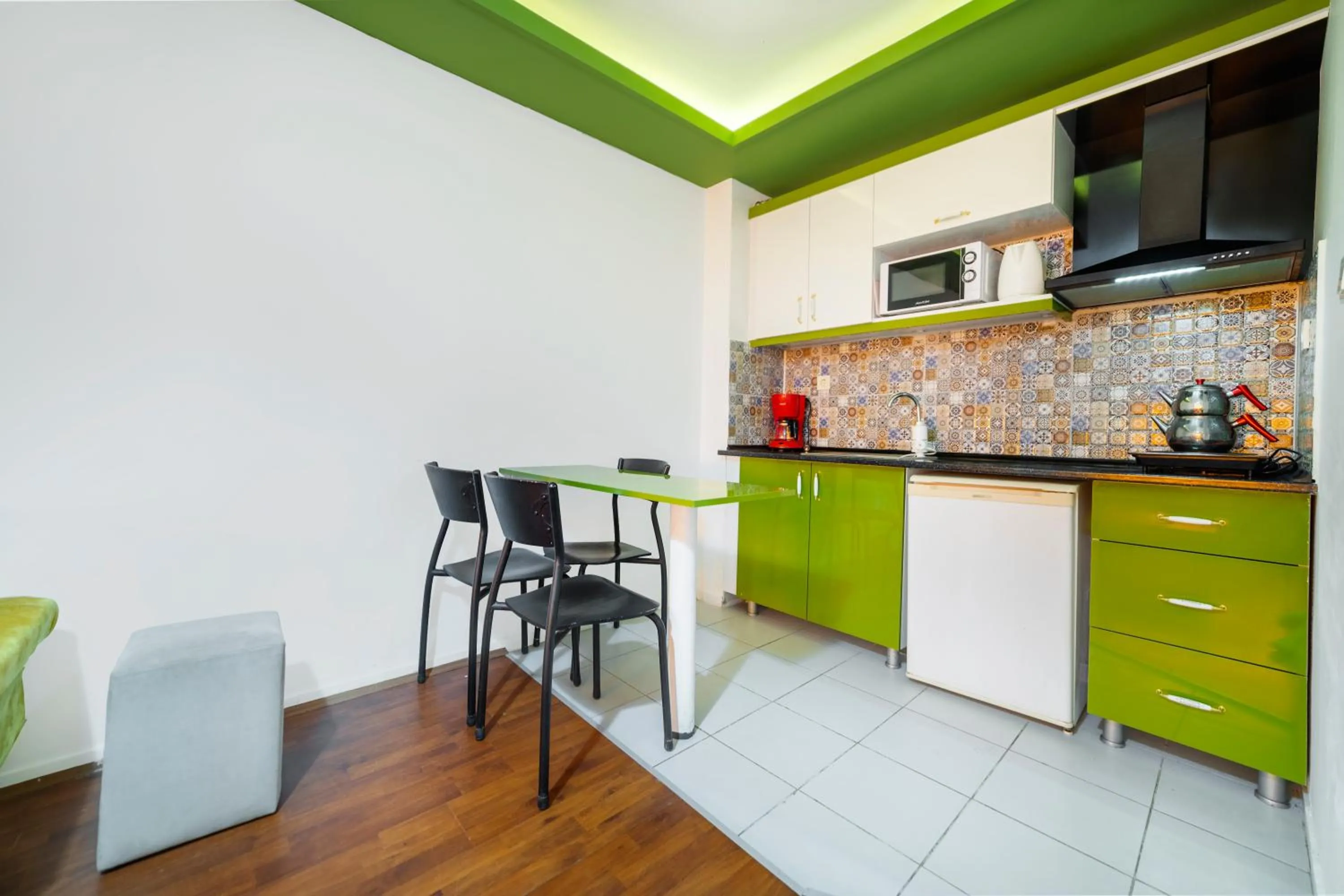 Kitchen or kitchenette in Alanya Damlataş Apart