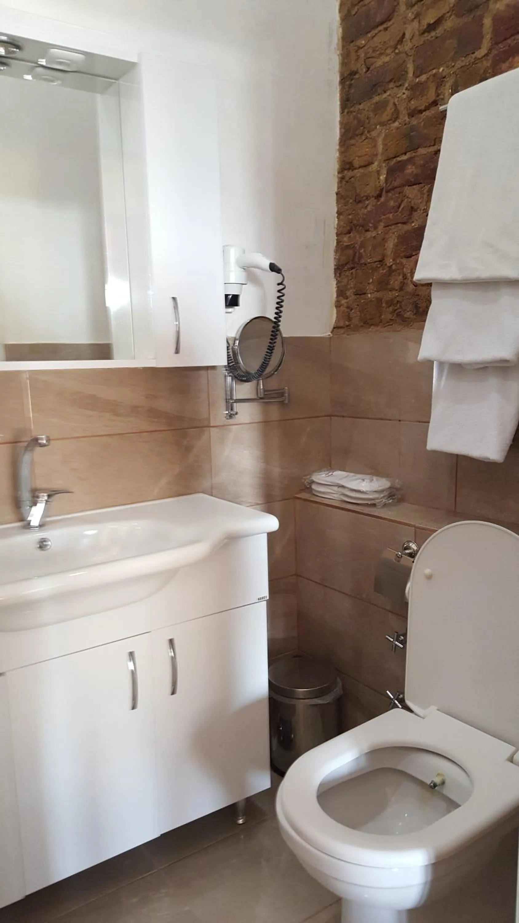 Bathroom in Yeşilköy Airport Hotel