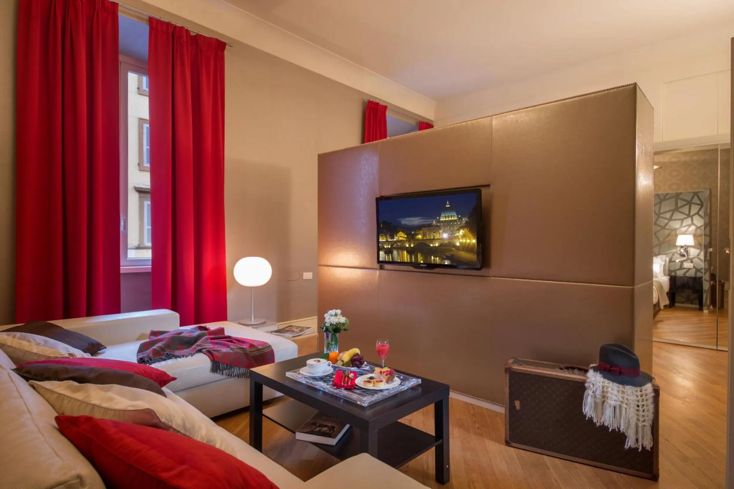 Bedroom in Sweet Vatican