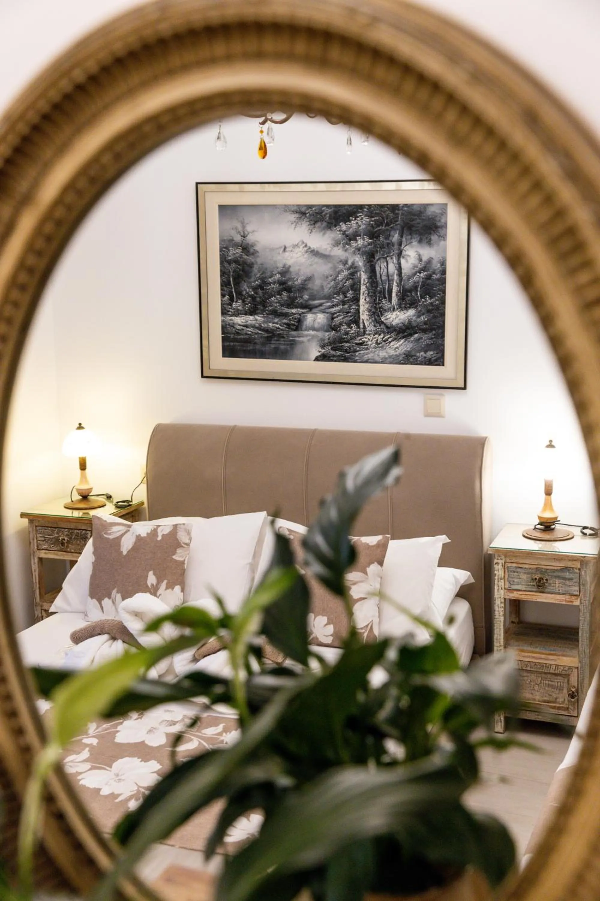 Decorative detail, Bed in Panos Luxury Studios