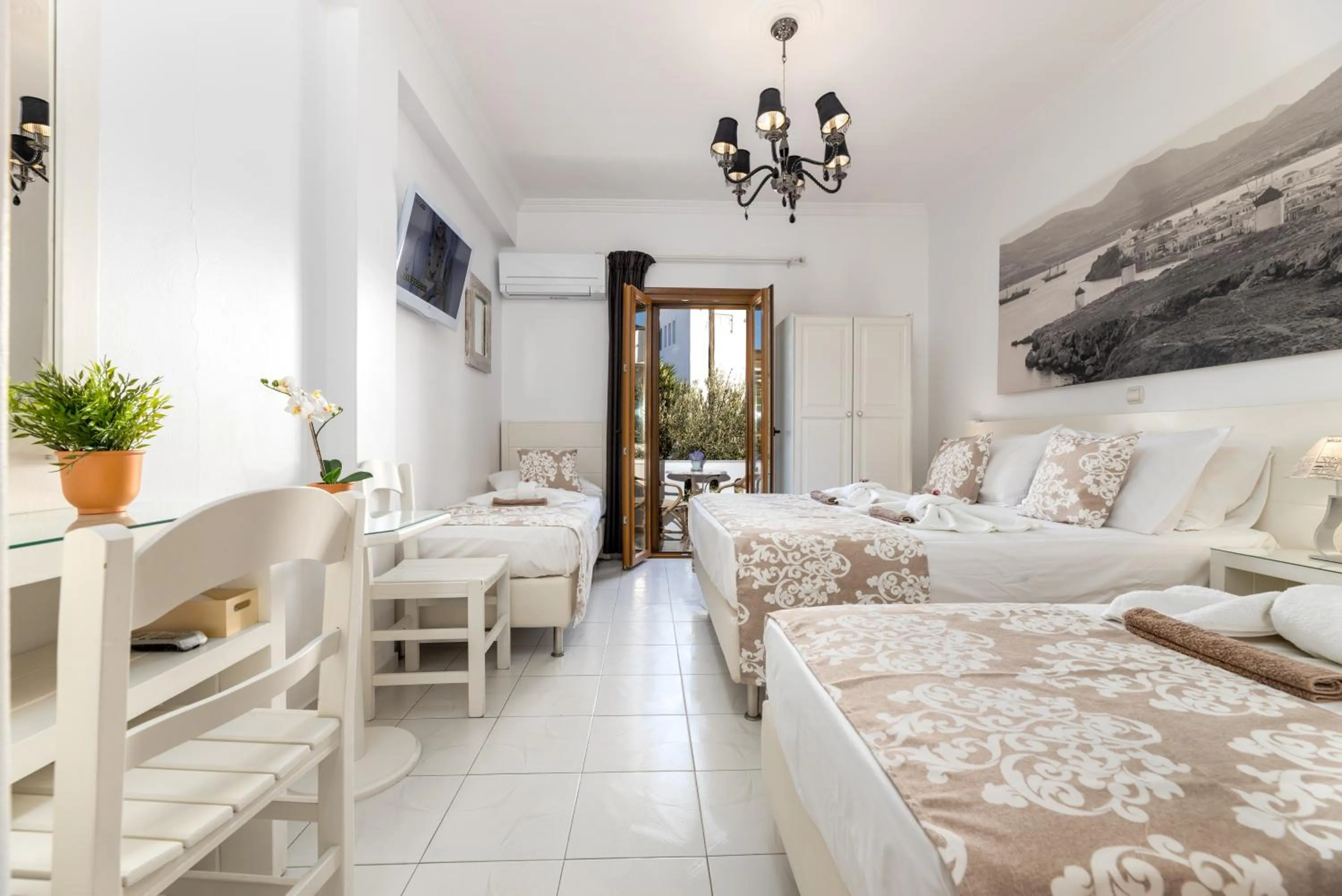 Photo of the whole room, Bed in Panos Luxury Studios