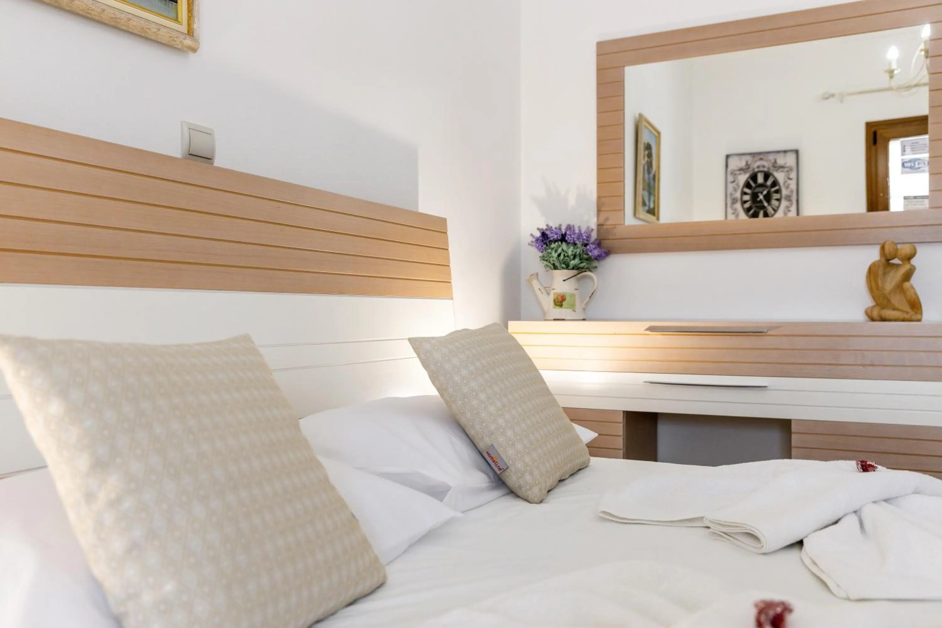 Bedroom, Bed in Panos Luxury Studios