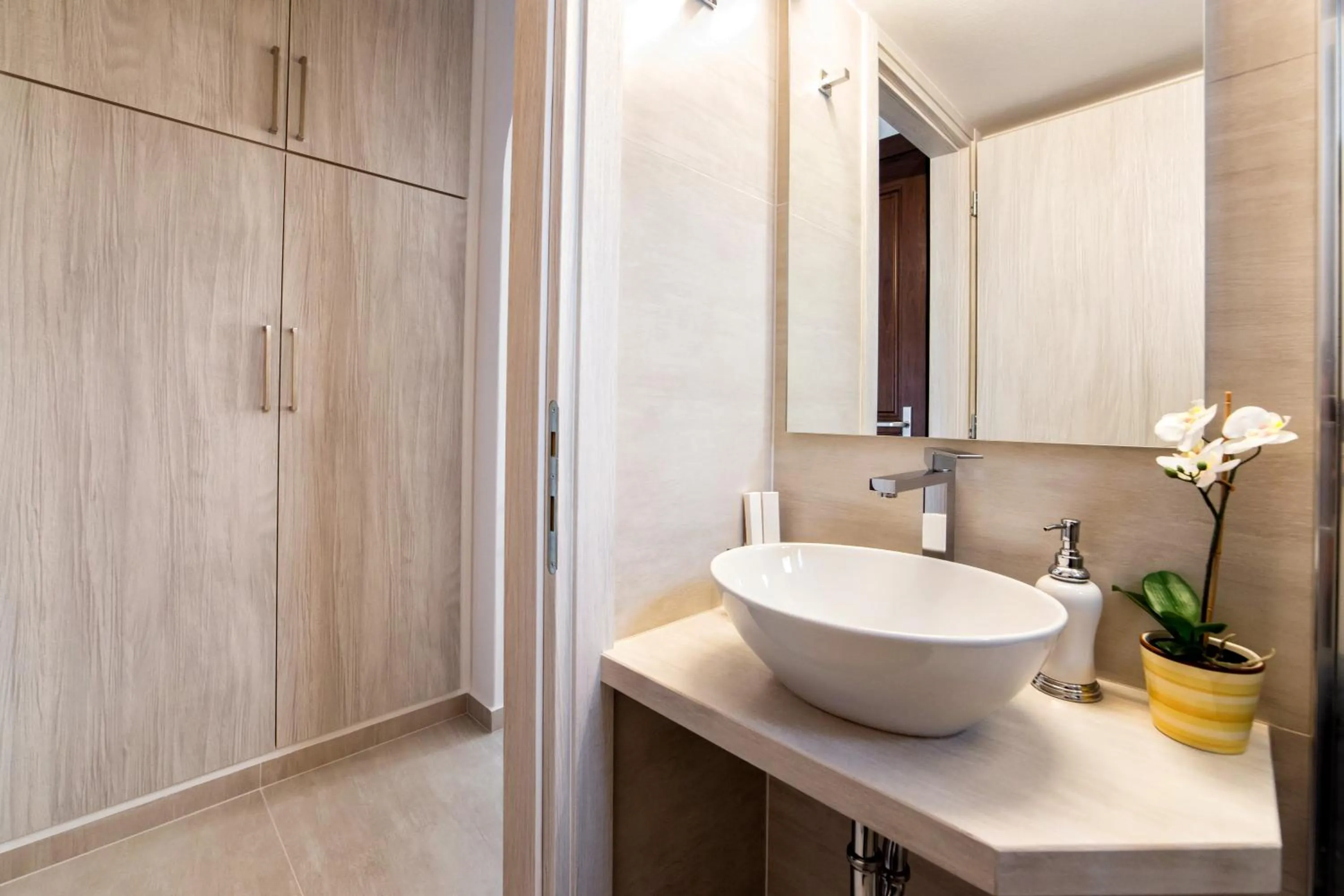 Bathroom in Panos Luxury Studios