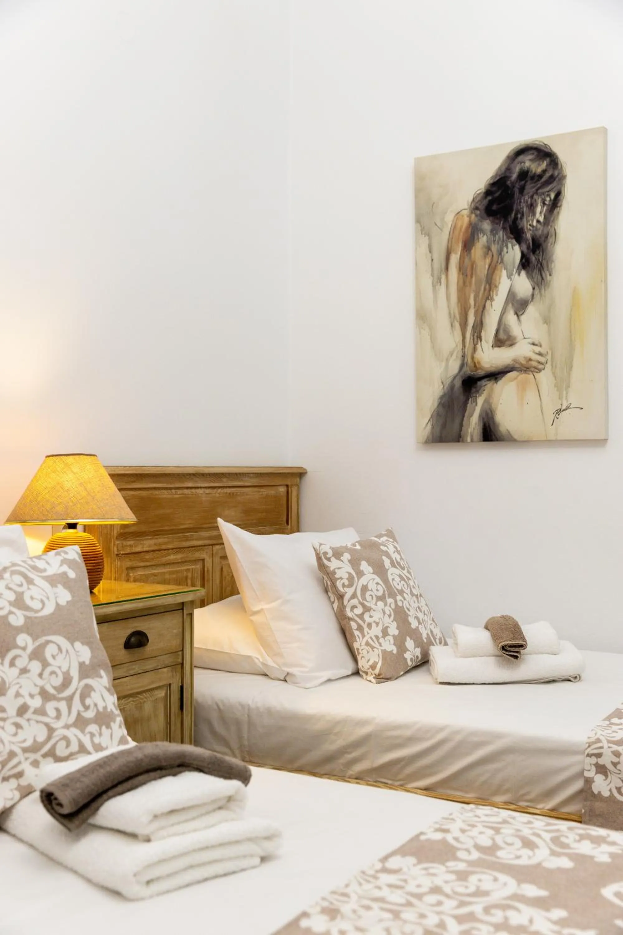 towels, Bed in Panos Luxury Studios