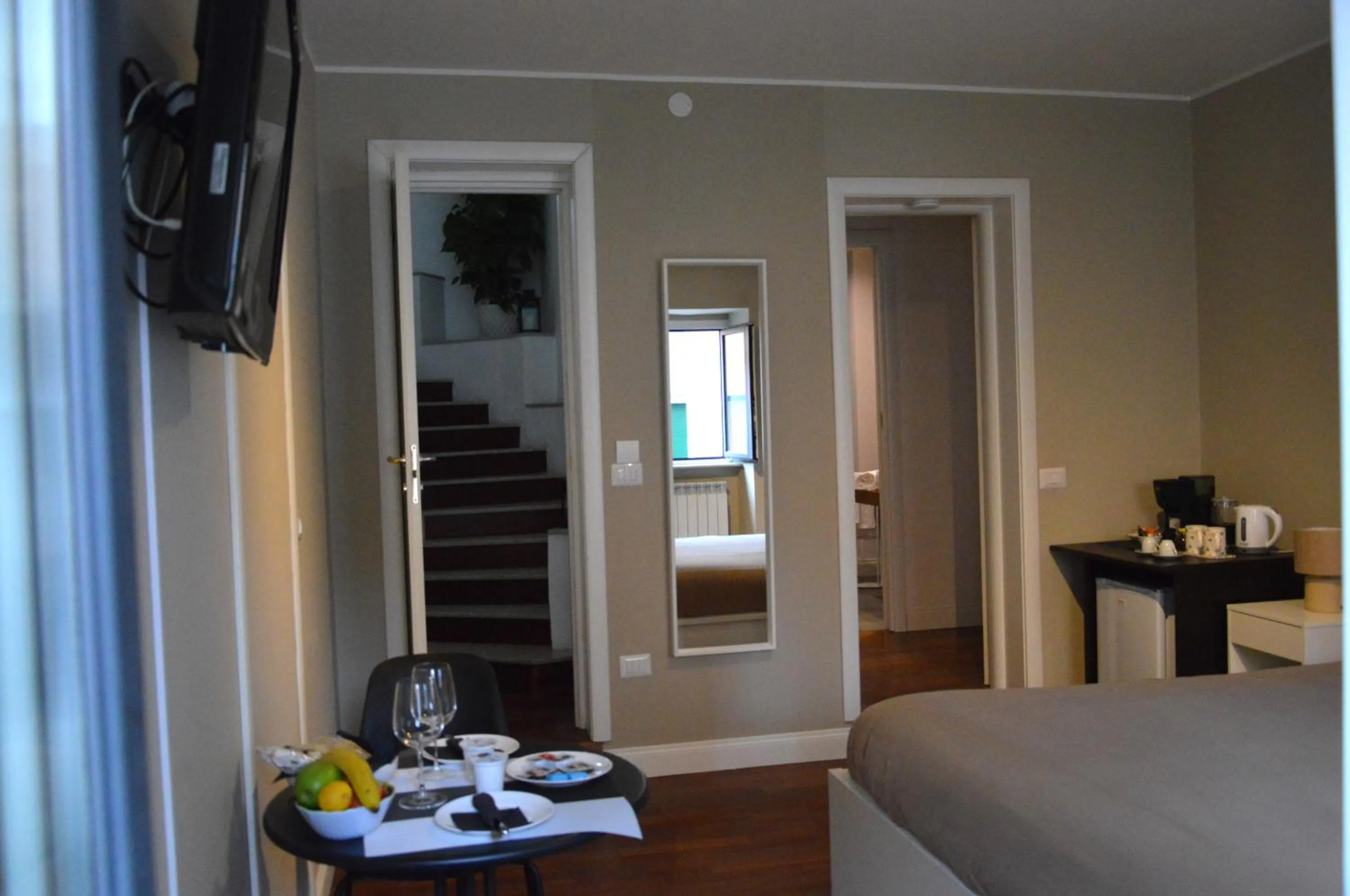 Photo of the whole room, Bed in b&b le 4 leggende