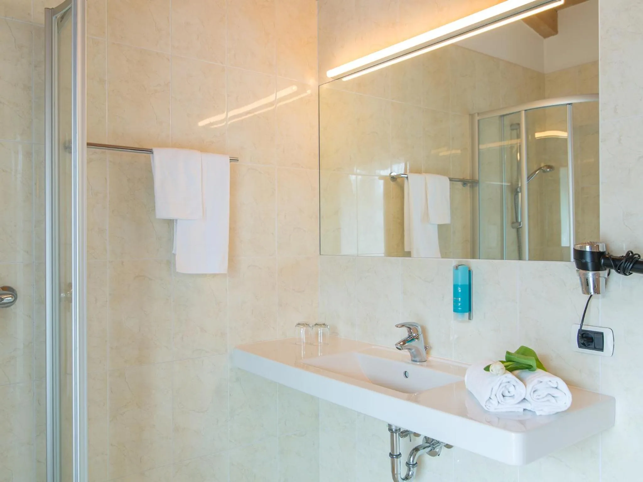 Photo of the whole room in Hotel Blitzburg