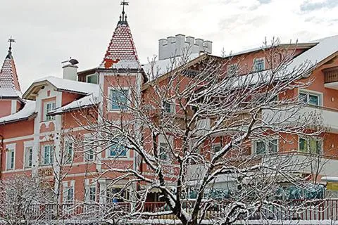Facade/entrance in Hotel Blitzburg