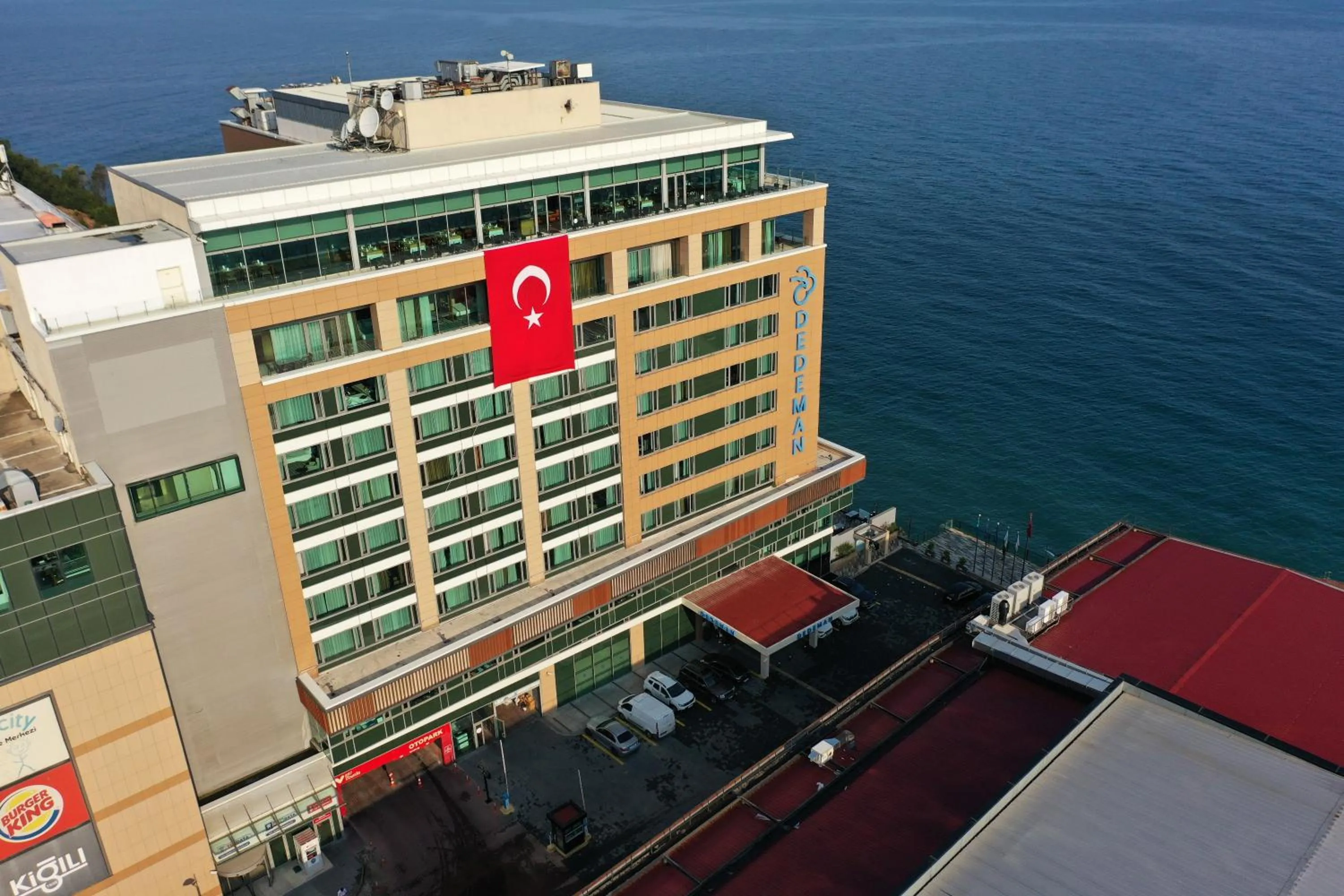 Property building in Dedeman Zonguldak