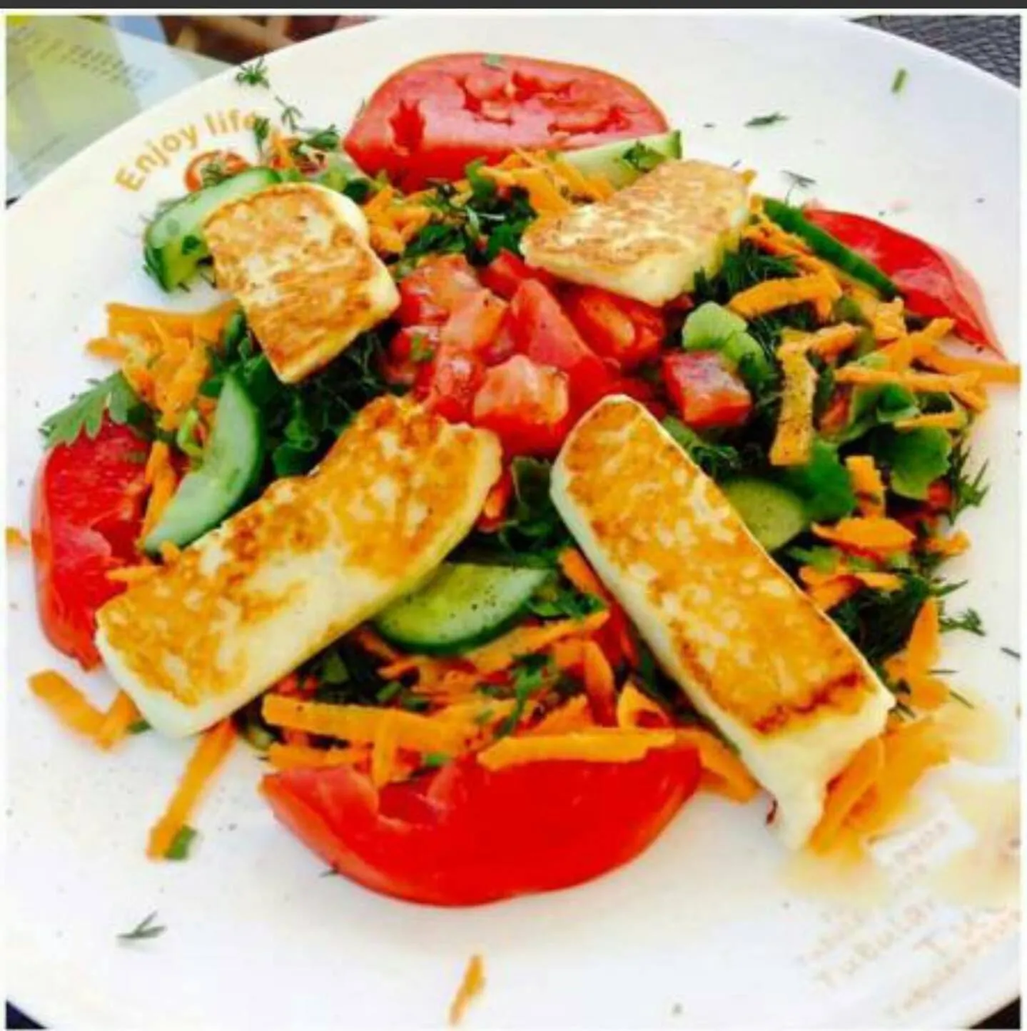 Restaurant/places to eat in Ant Apart Hotel