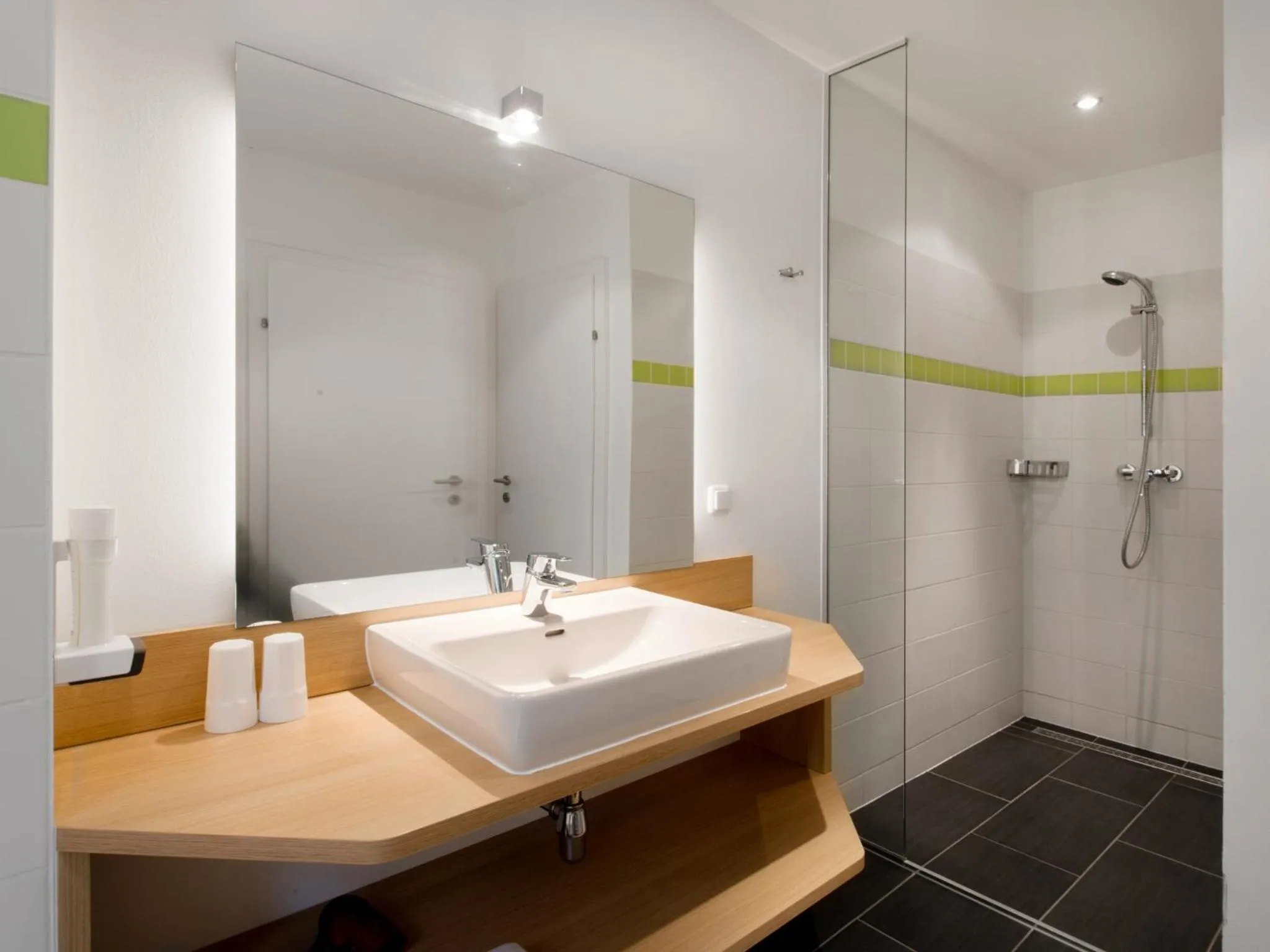 Shower in Hotel am Friedrichshof