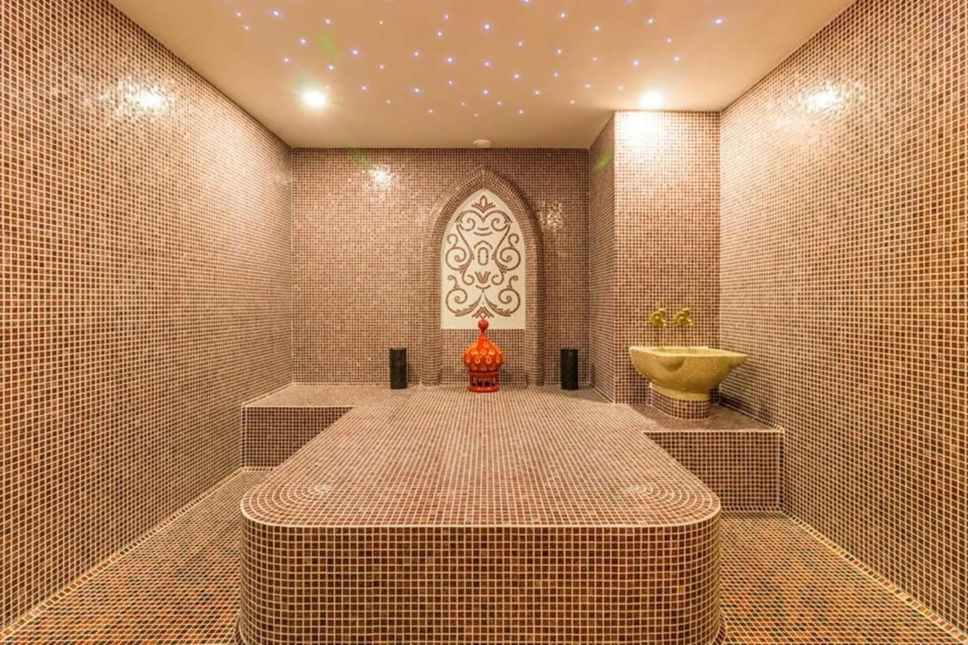 Steam room in Wolkendorf Bio Hotel & Spa