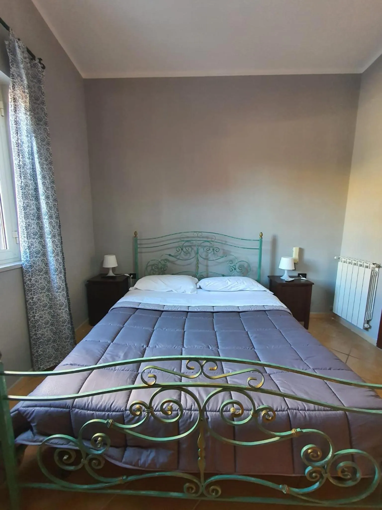 Bed in Bed & Breakfast Neapolis