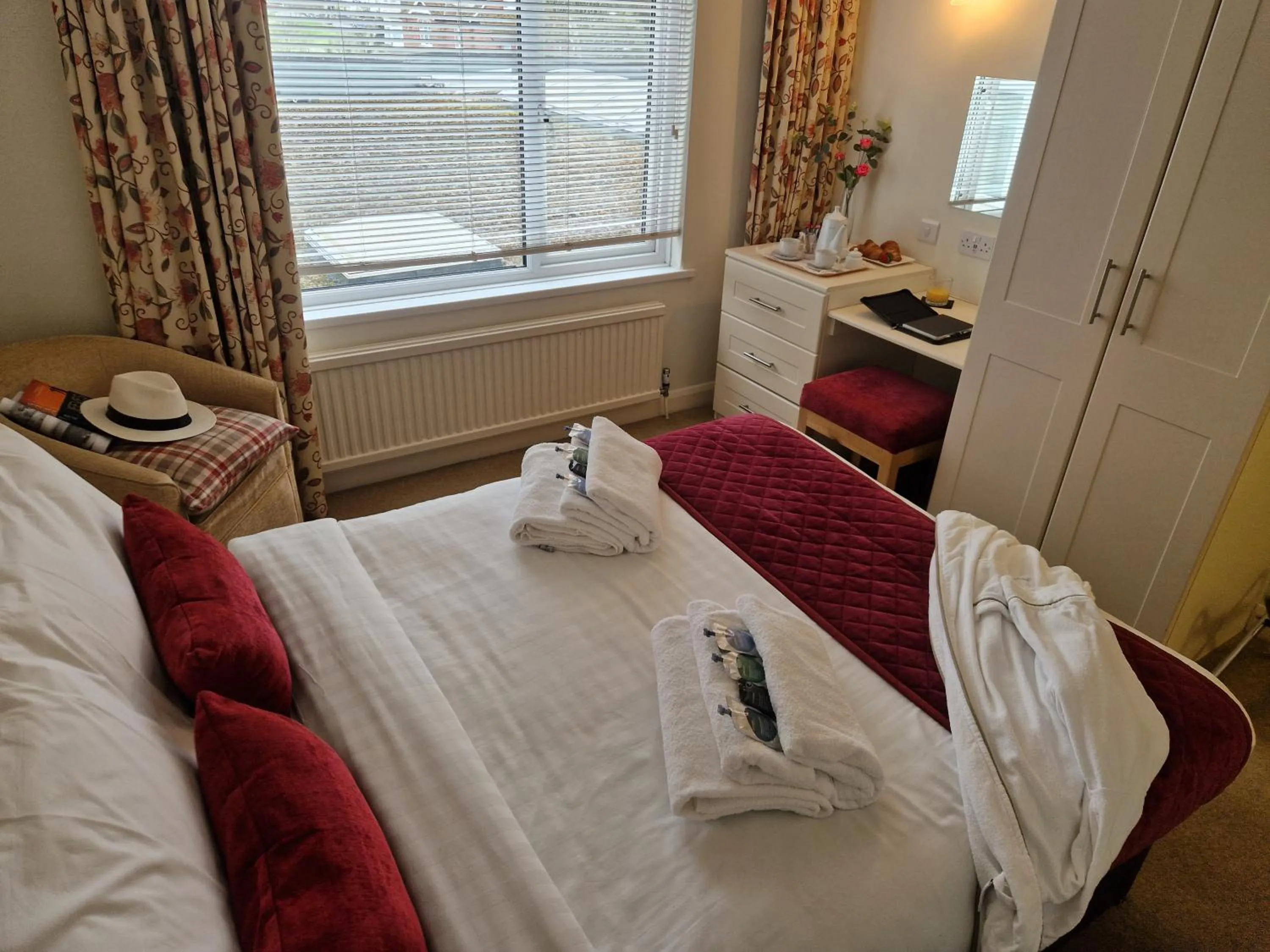 Bedroom in Redcliffe Hotel