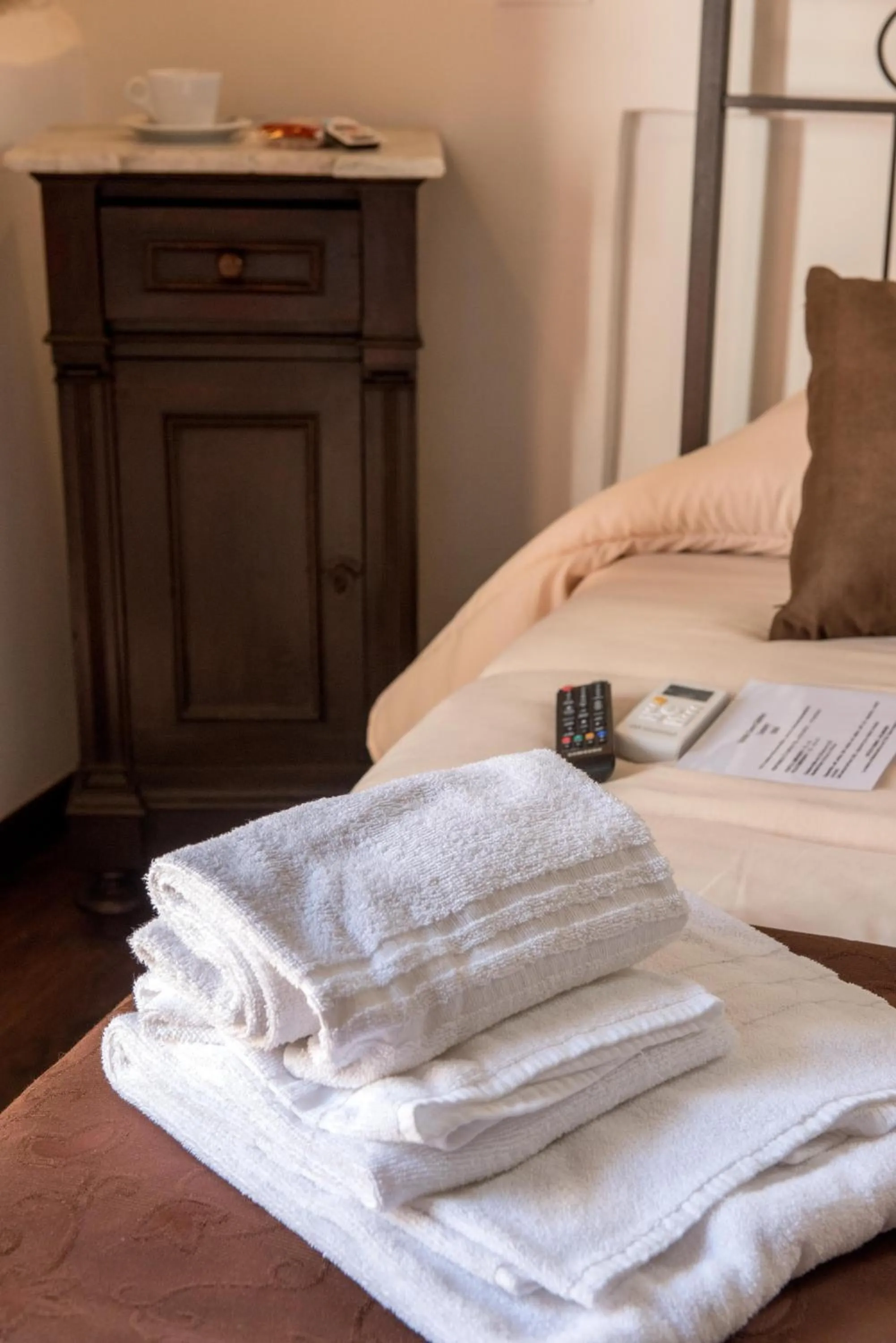 Bedroom, Bed in Luxury Relais Cuore Sabino