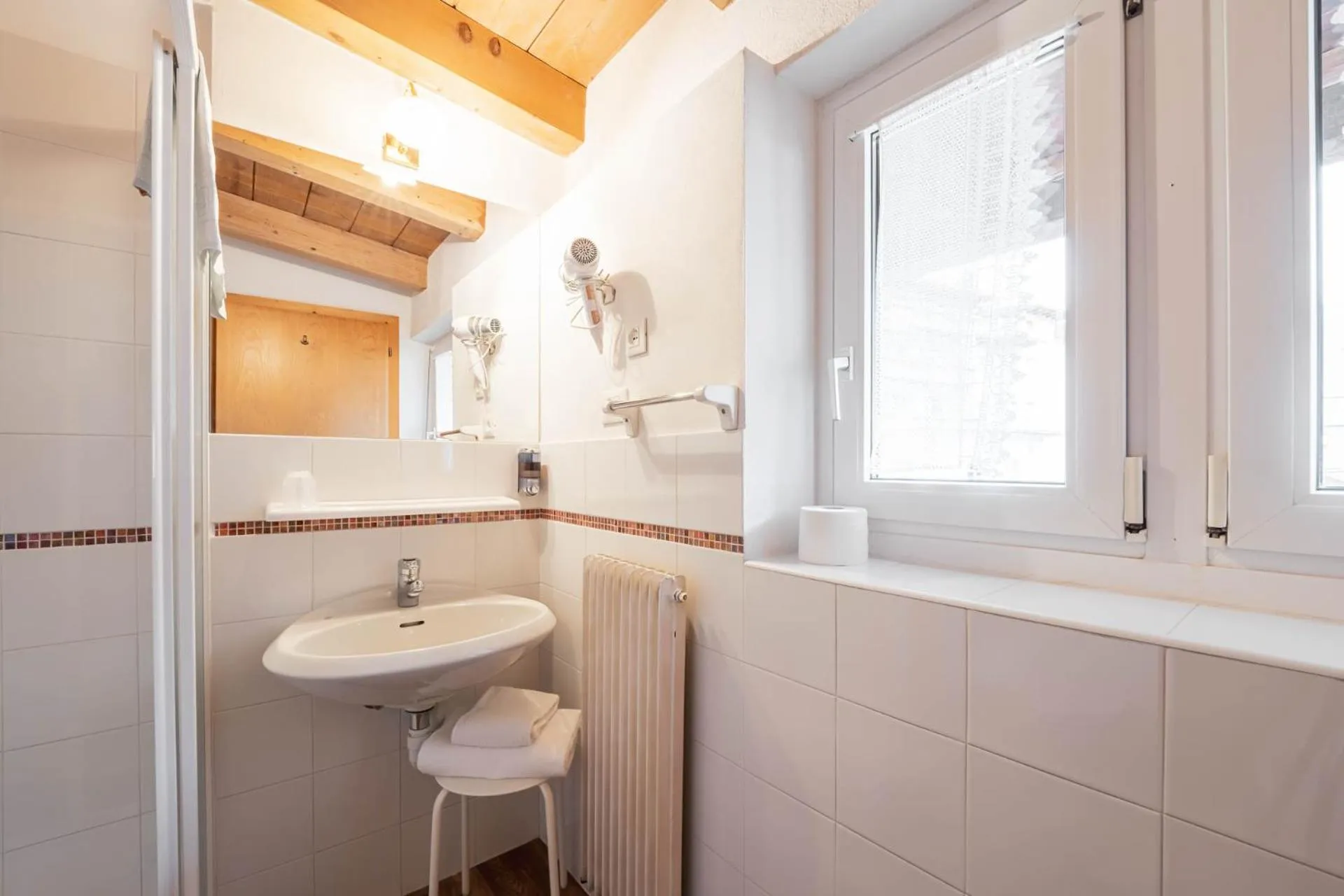 Shower in Villa Adria B&B