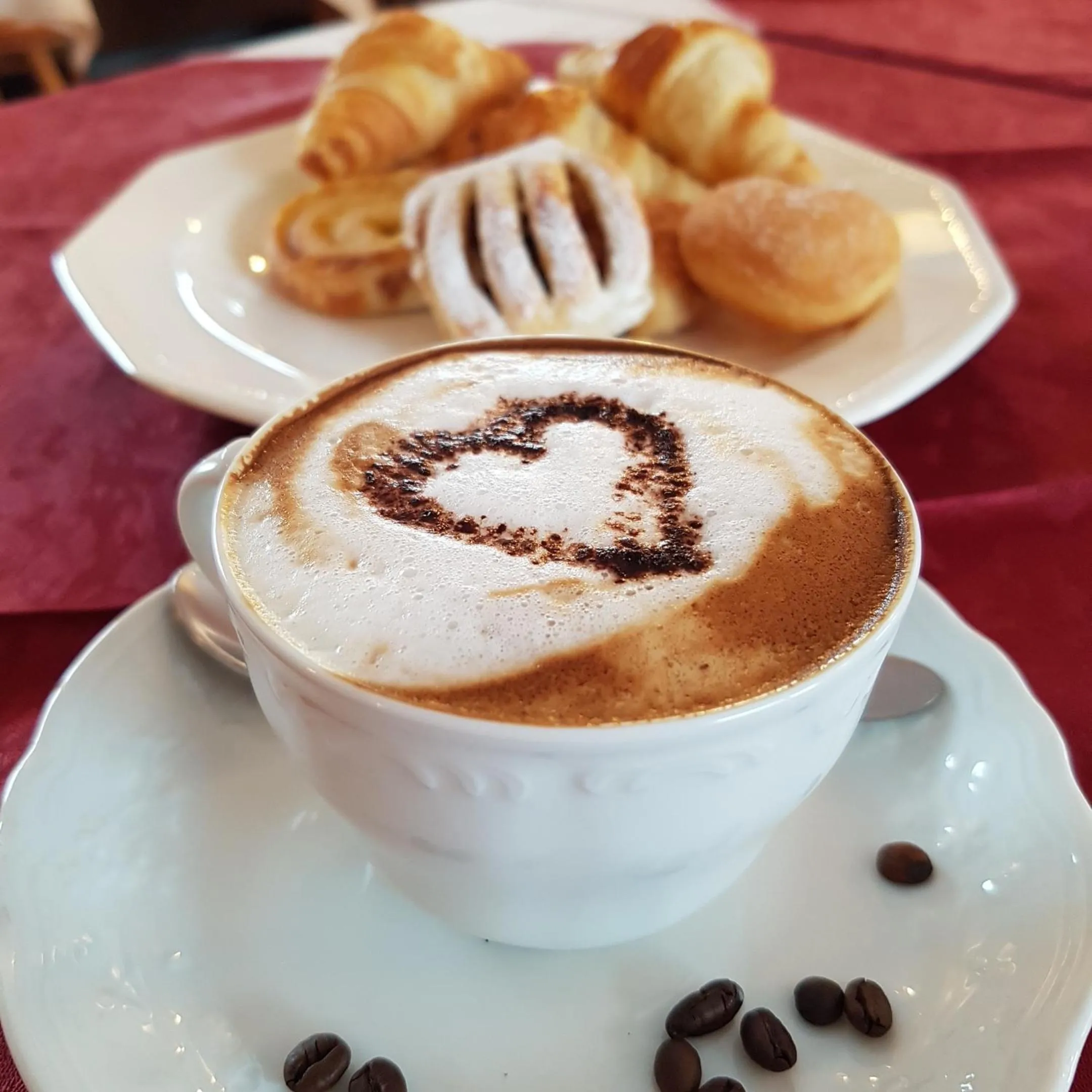 Food and drinks in Villa Adria B&B