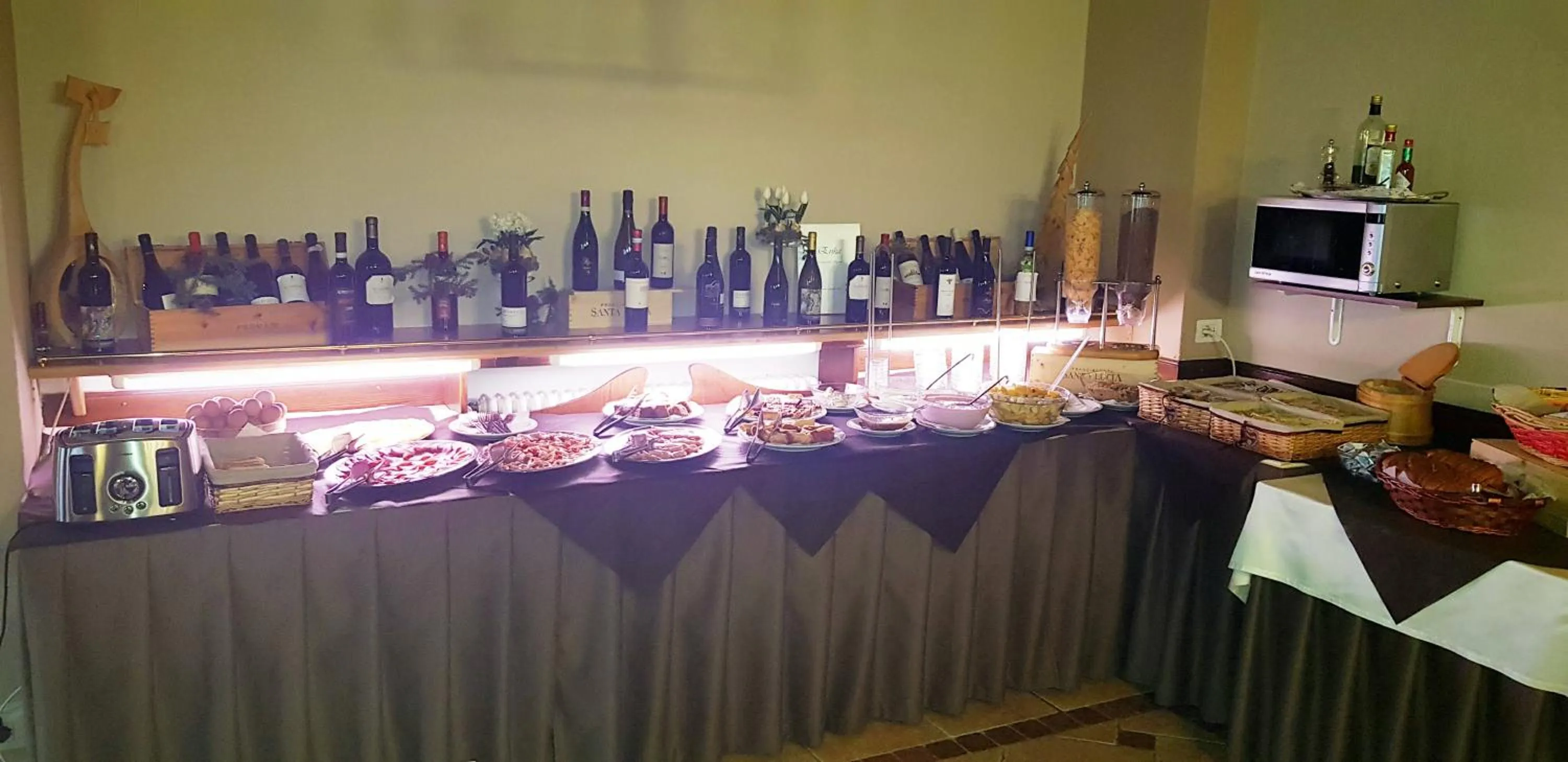 Food and drinks in Hotel Regina Delle Dolomiti