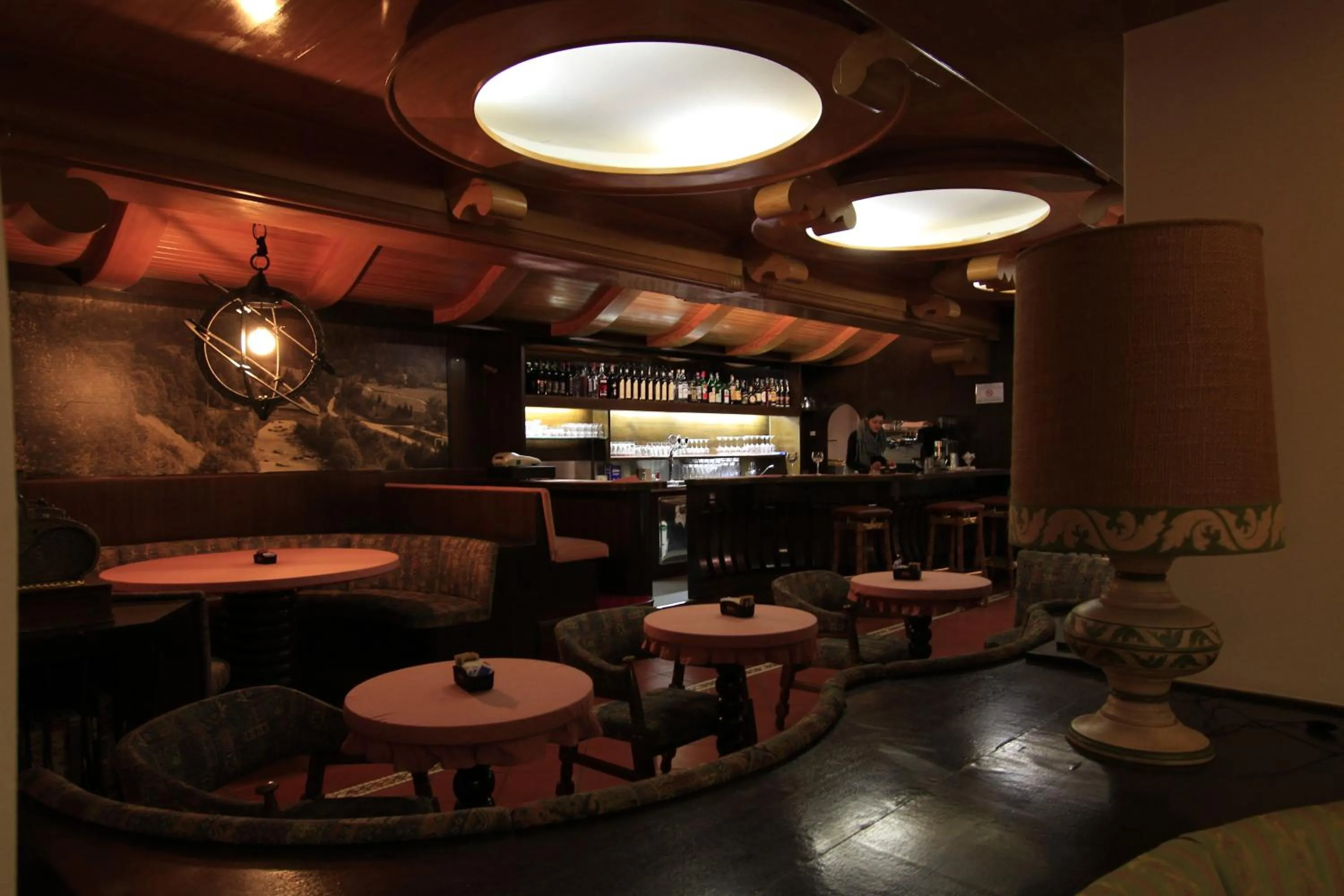 Lounge or bar in Hotel Regina Delle Dolomiti