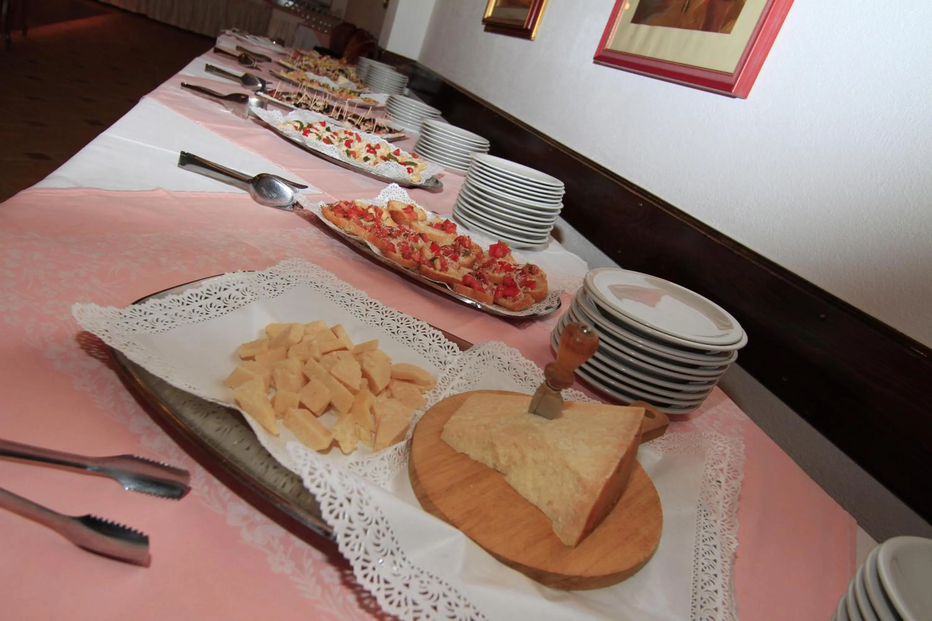 Restaurant/places to eat in Hotel Regina Delle Dolomiti
