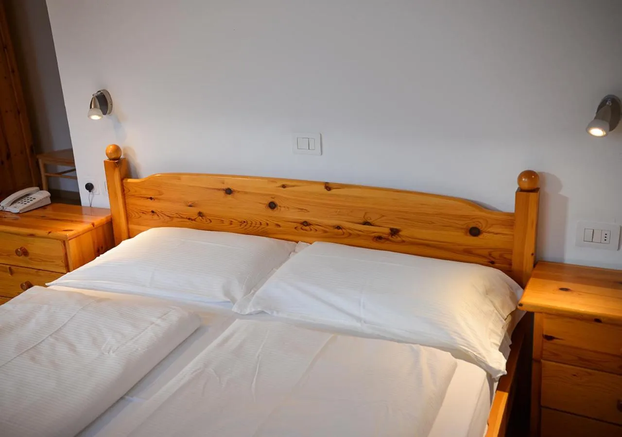 Bed in Hotel Regina Delle Dolomiti