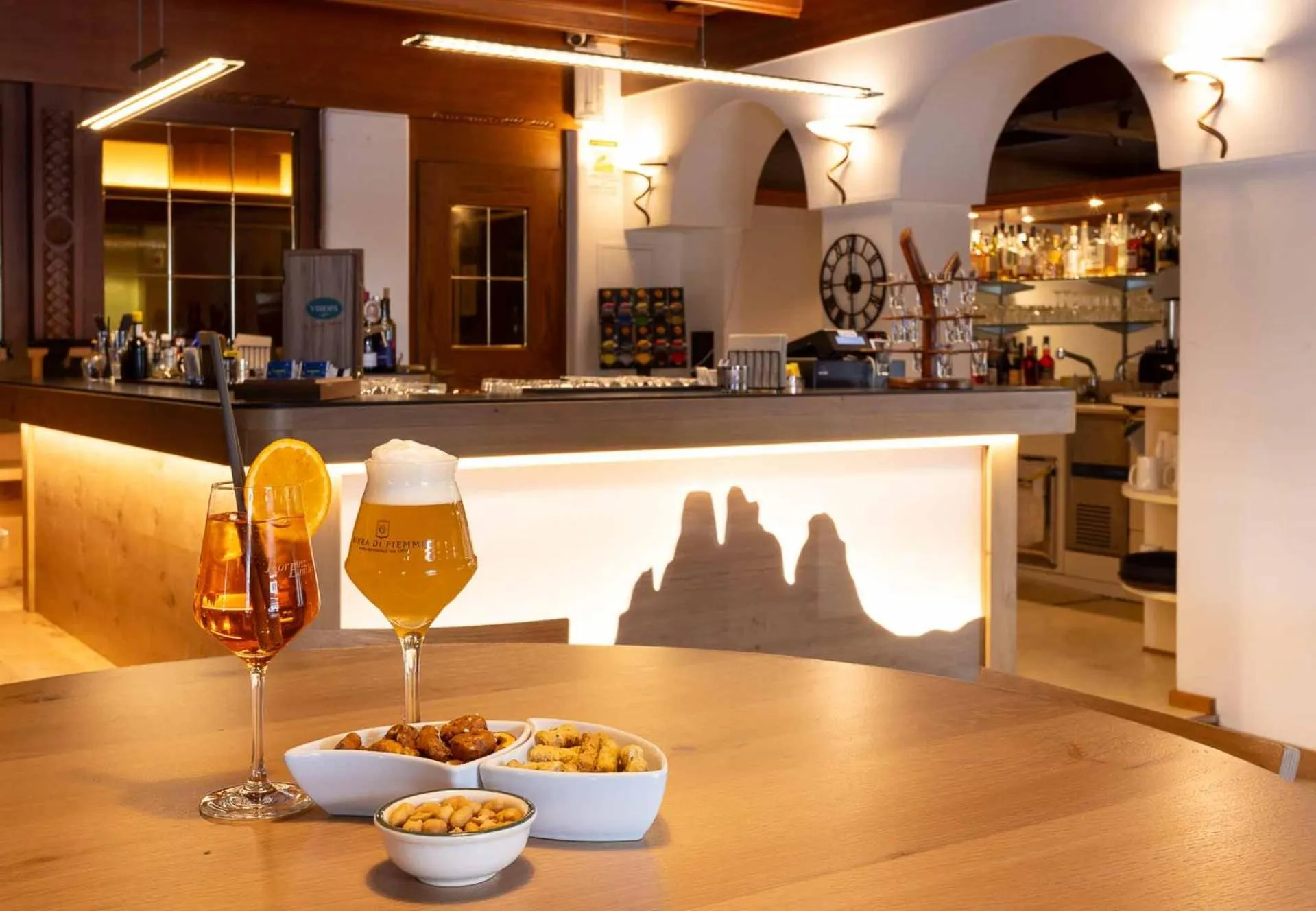 Lounge or bar in Hotel Crepei