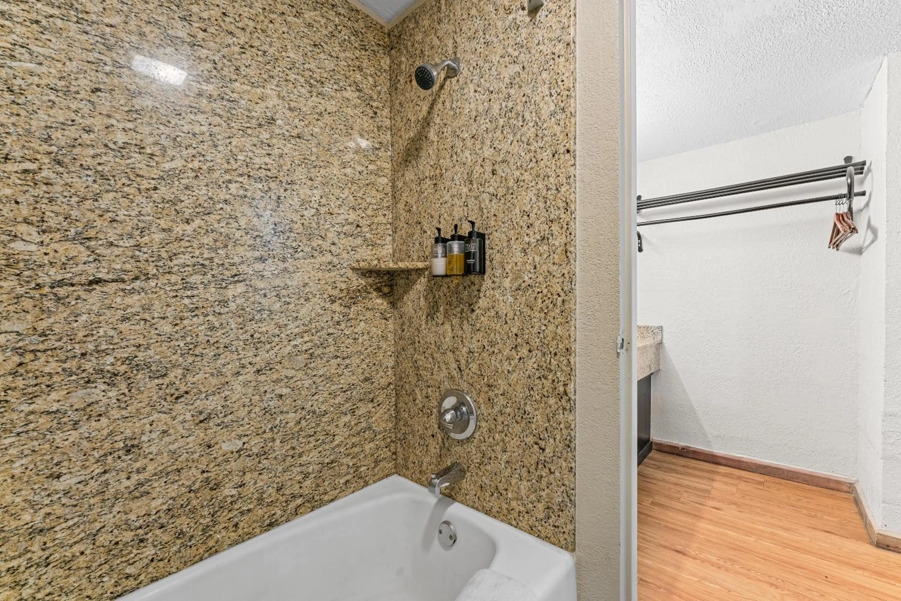 Bathroom in Guest Inn Rogers