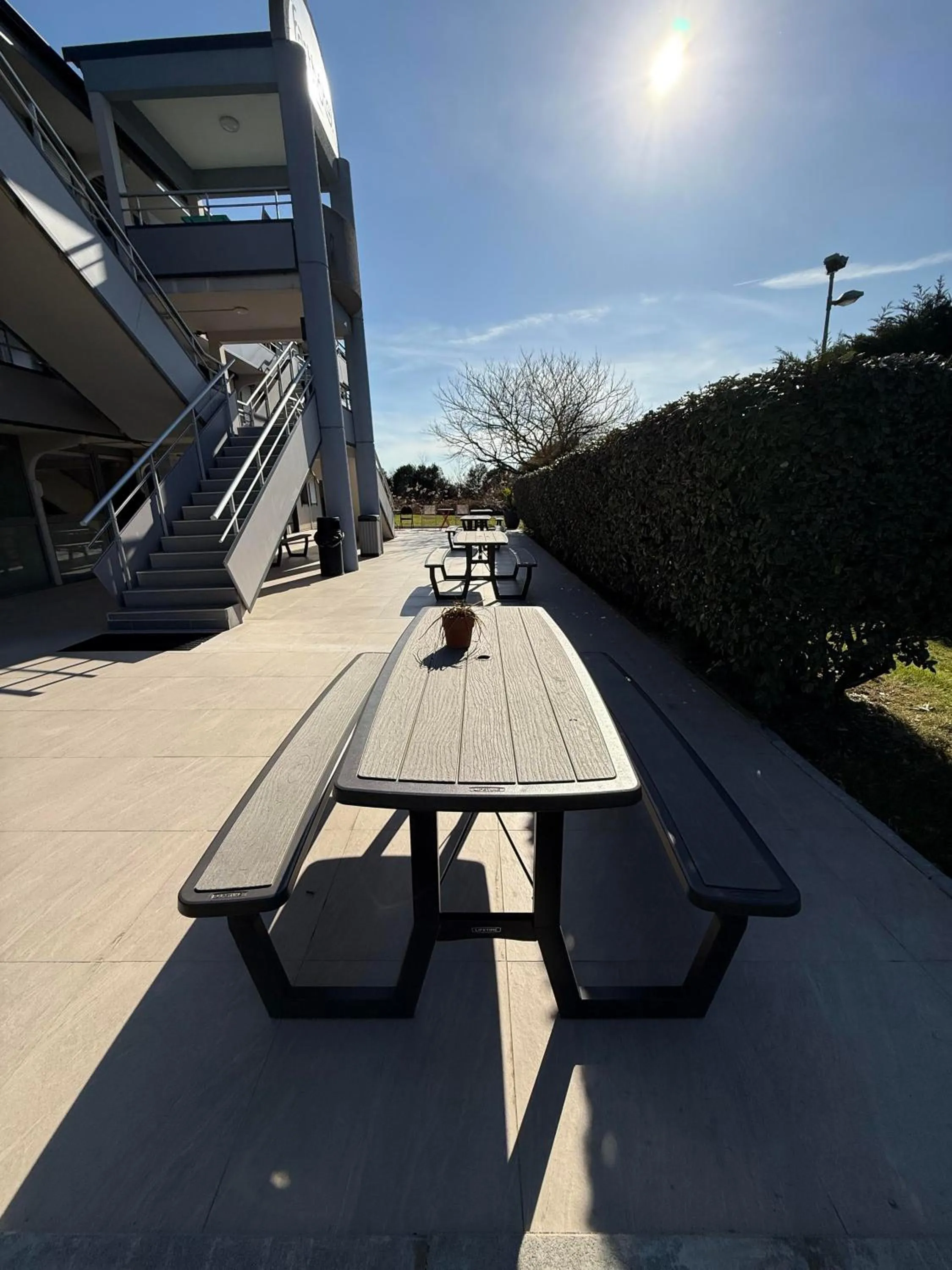 Patio in Fasthotel Roissy - Saint-Witz