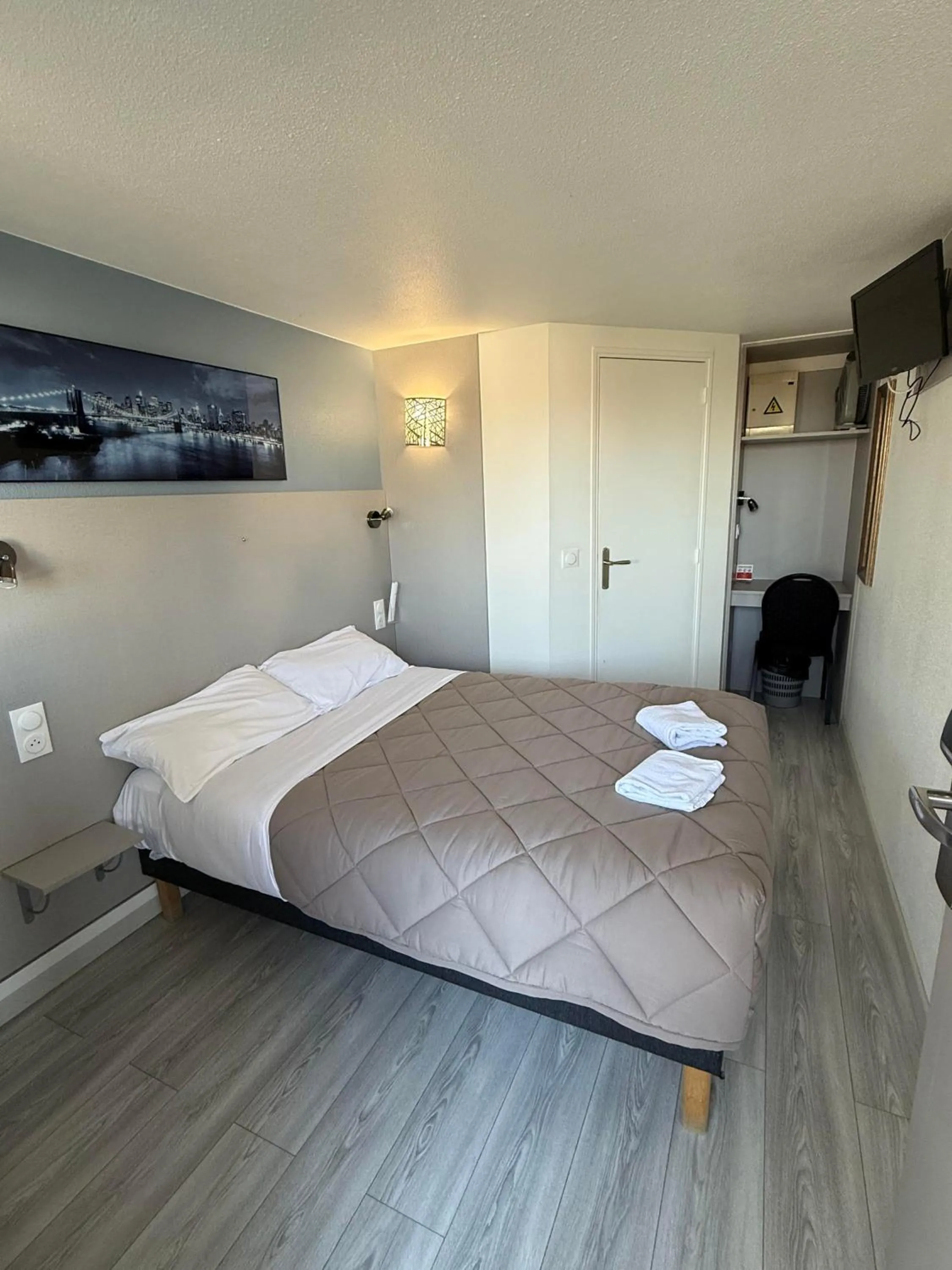 Bedroom, Bed in Fasthotel Roissy - Saint-Witz