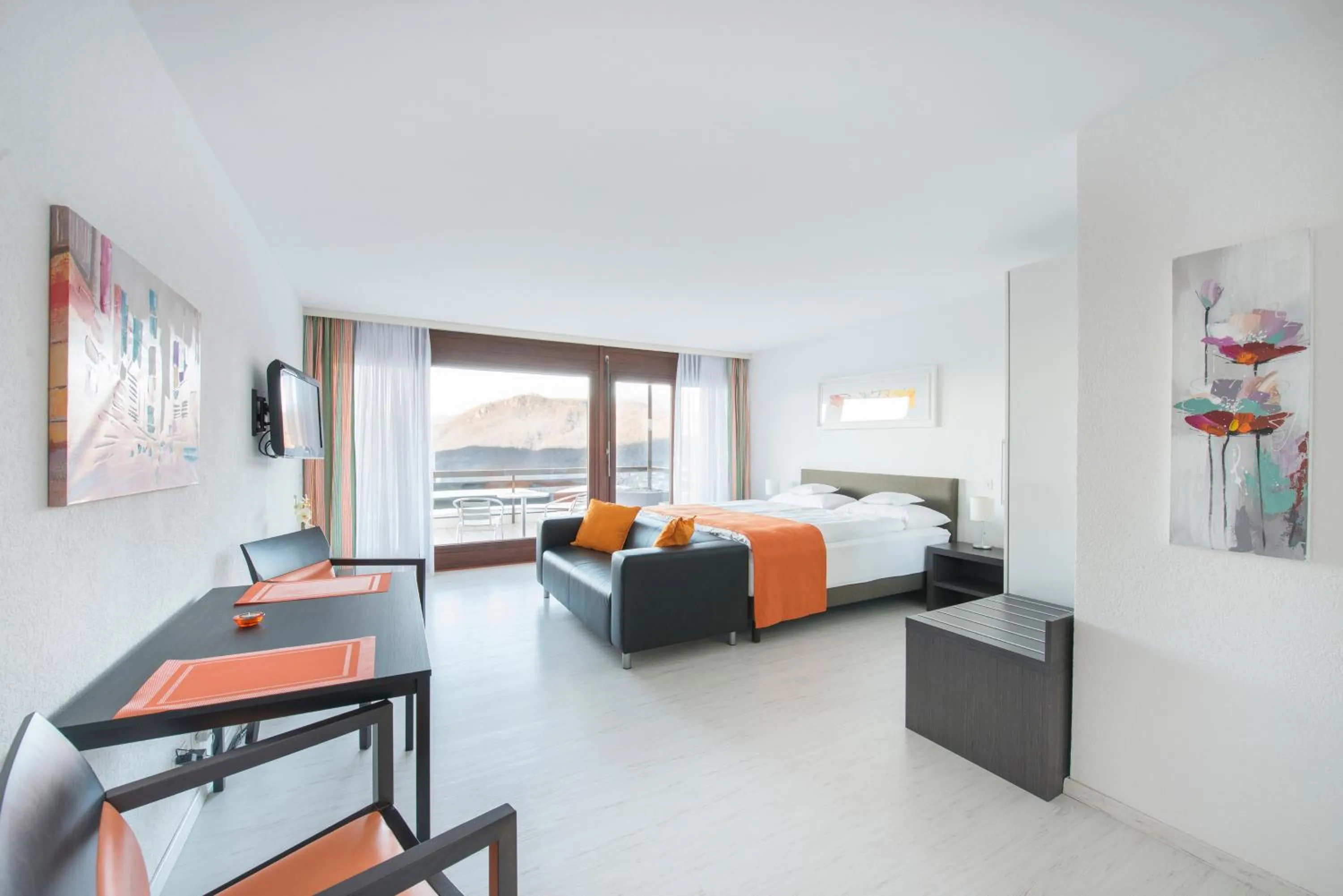 Bedroom, Bed in Centro Cadro Panoramica